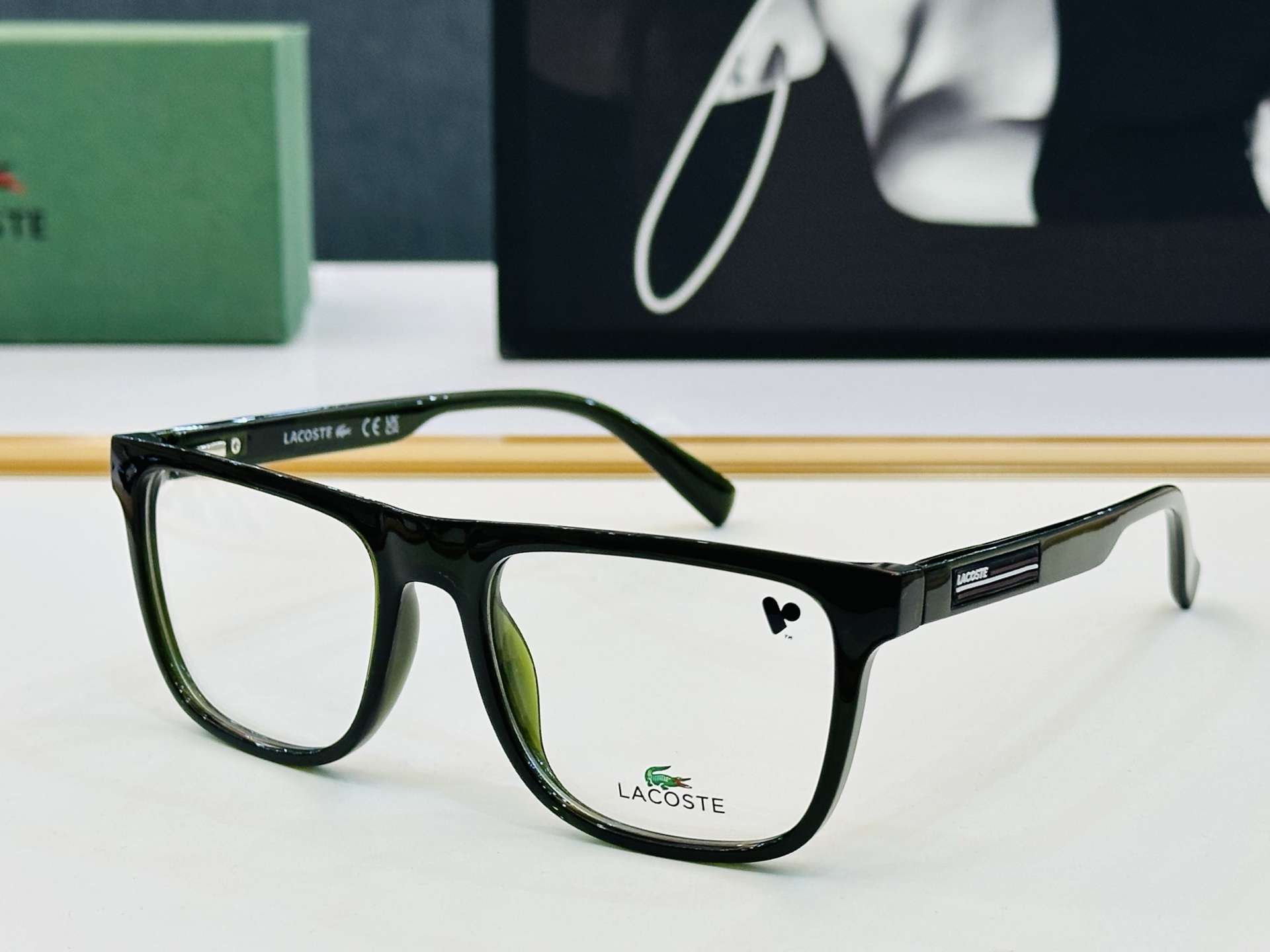 🆕 鳄鱼 LACOSTE 最新款L2978 Size：53口18-145 💫💫时尚舒适  💍J超轻 配光