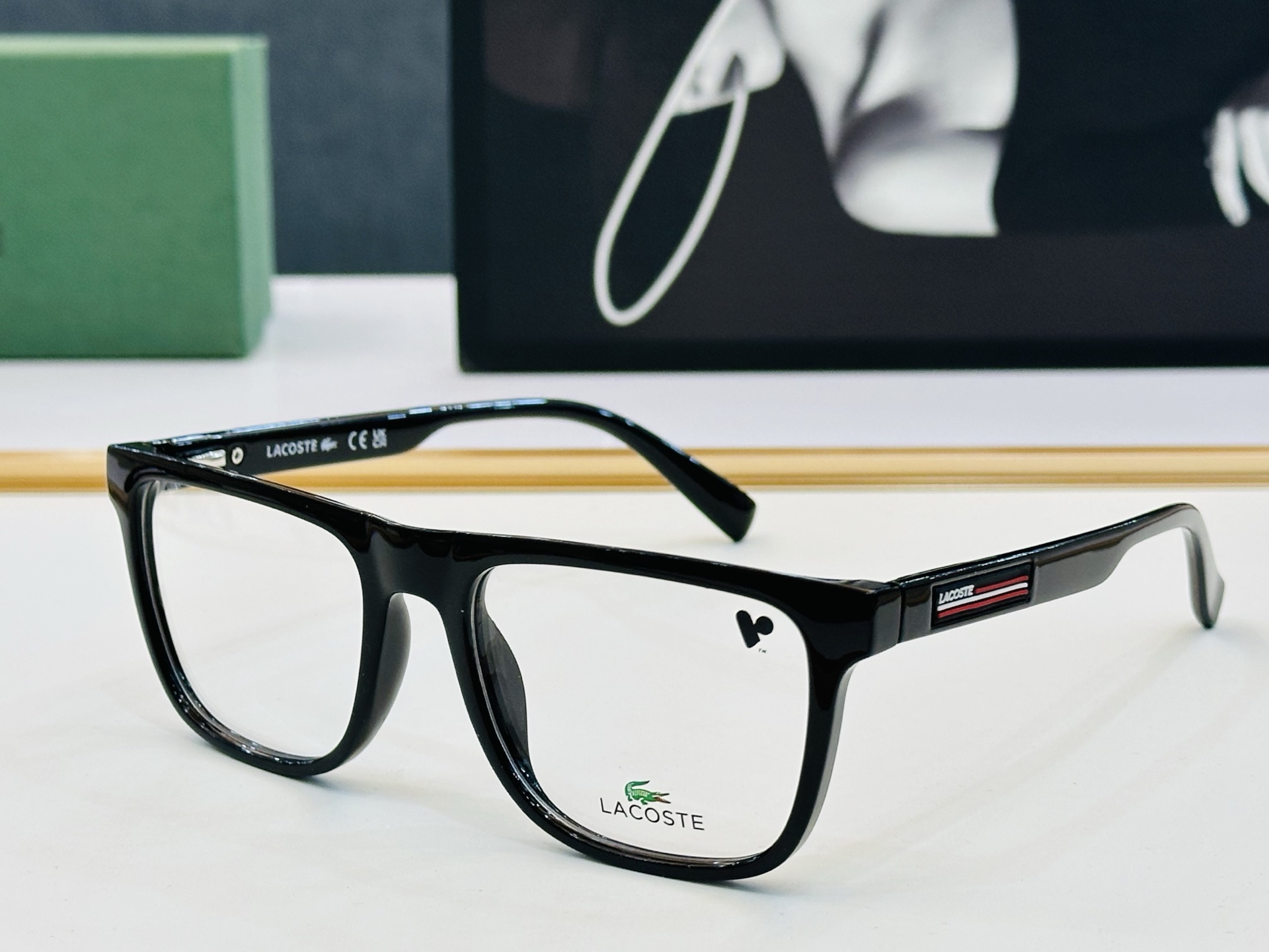 🆕 鳄鱼 LACOSTE 最新款L2978 Size：53口18-145 💫💫时尚舒适  💍J超轻 配光