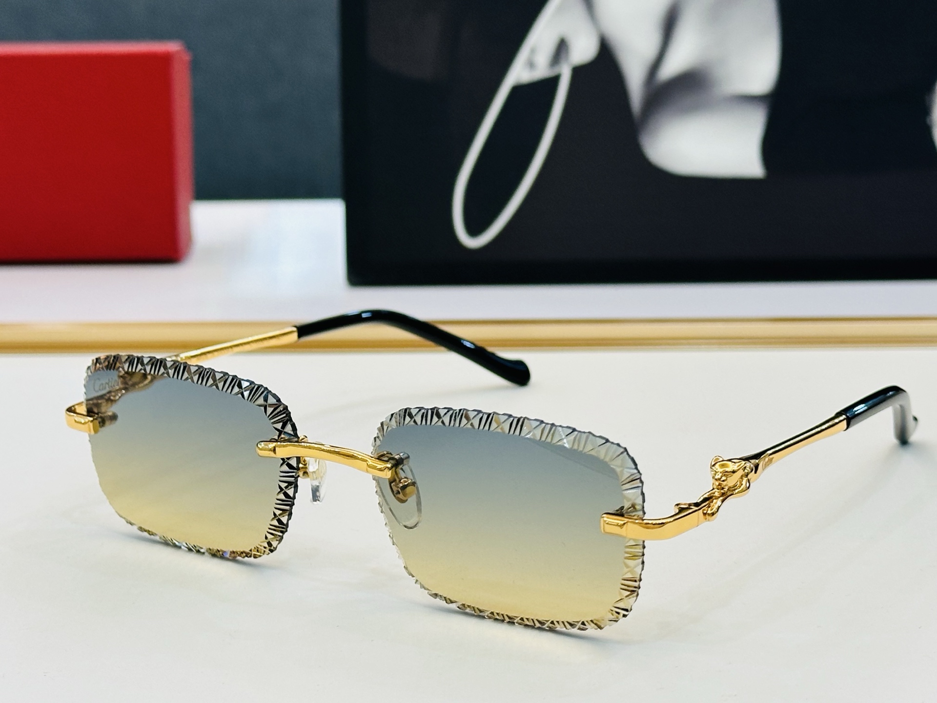🆕 原版Cartie* 卡家 官网经典款 太阳镜 CT0281O Size：56口17-135 电镀工艺
