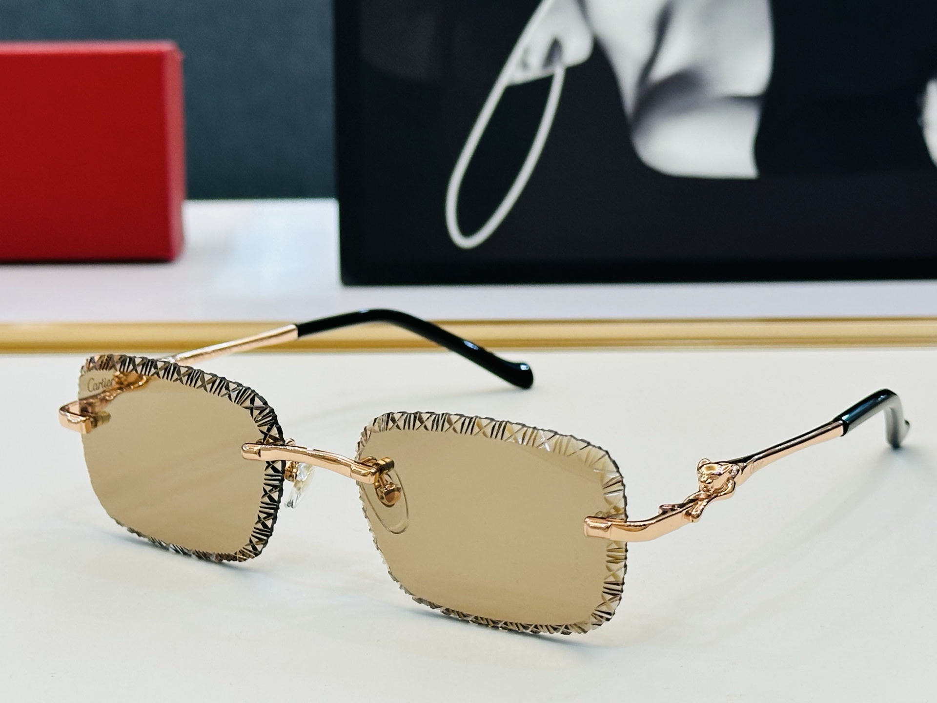 🆕 原版Cartie* 卡家 官网经典款 太阳镜 CT0281O Size：56口17-135 电镀工艺