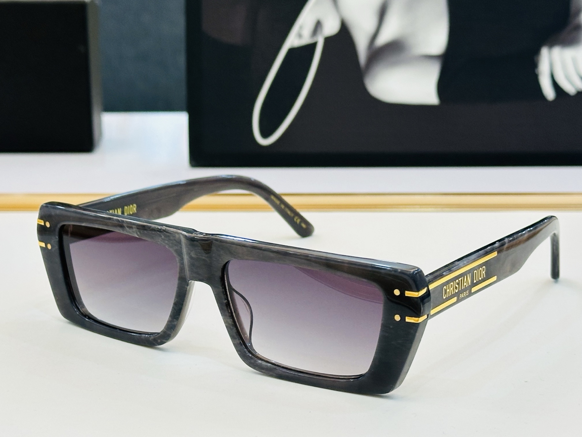 🔻🔻🔻DIO* 迪家 DSGTS2UXR Size：56口16-145   春夏款墨镜 😎🔆。。搭配镜腿