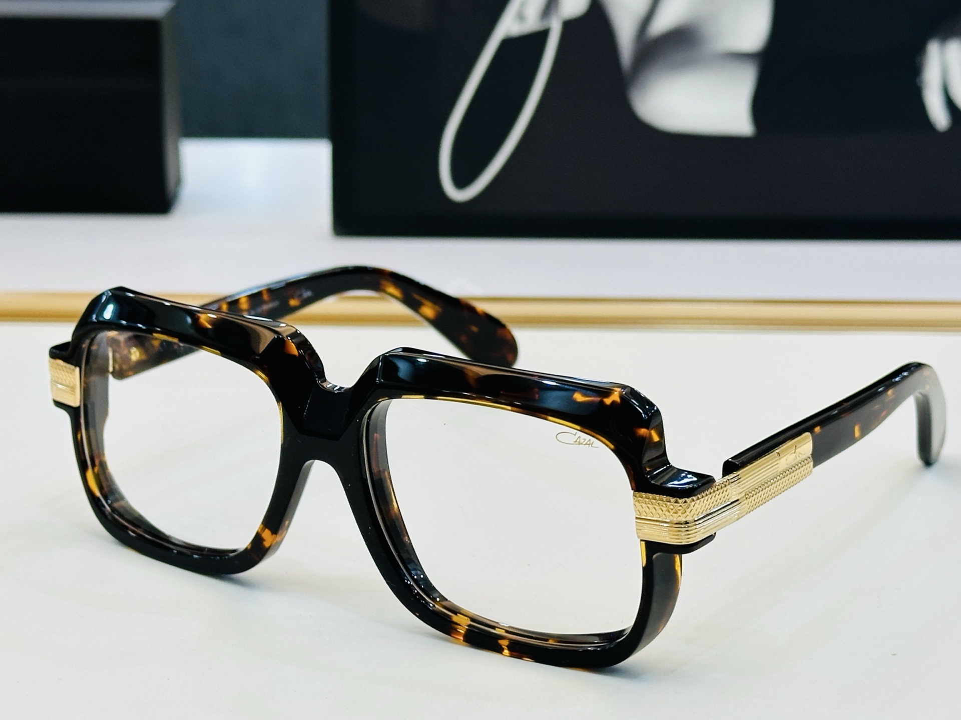 卡加尔 new CAZAL ModelMOD607   Size 56口18-140曲线和直线大胆组合，