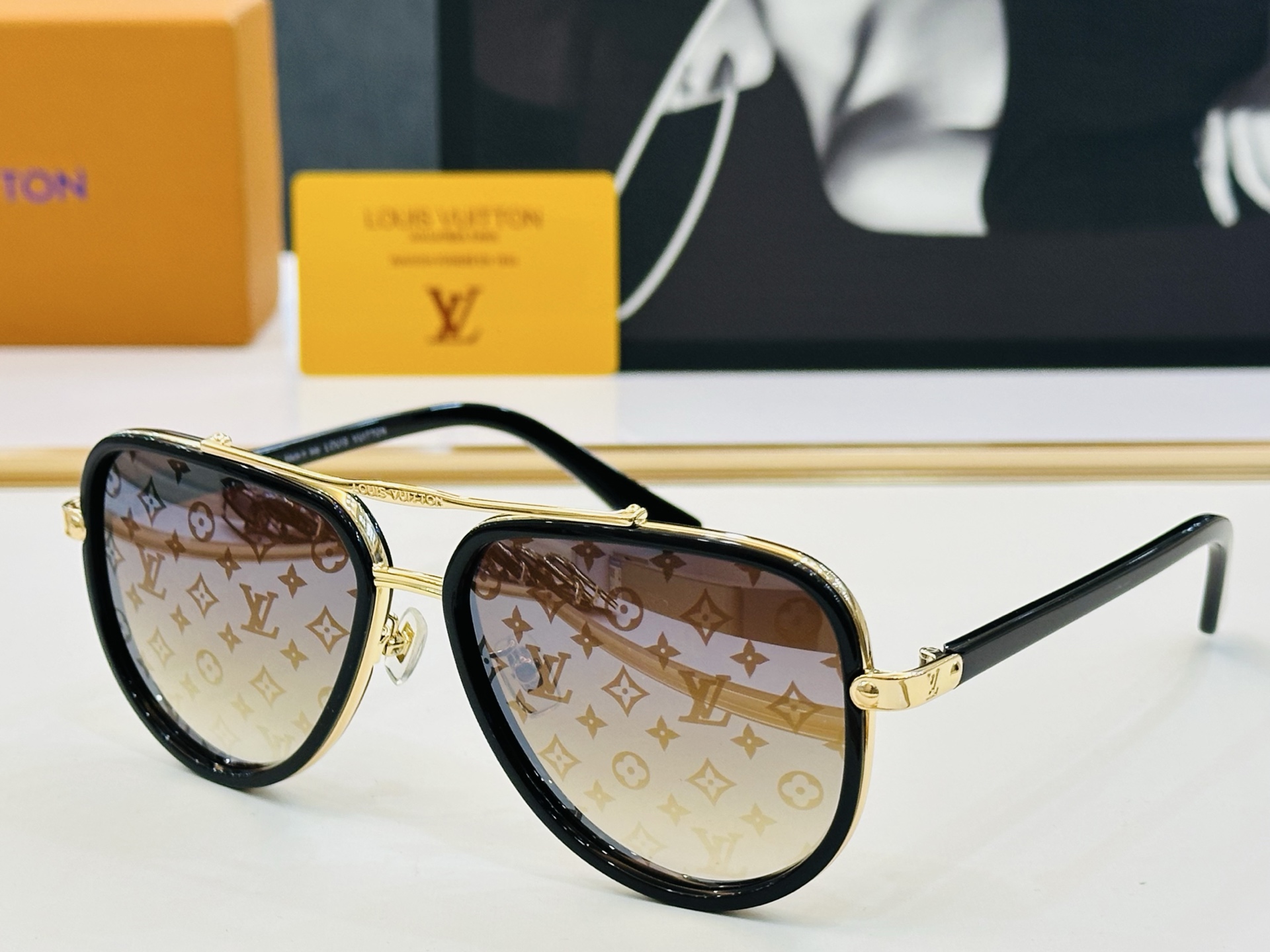 路易家 LOUIS *VUITON 原单高品质 Model Z2510U 高端货 Size：58口17-