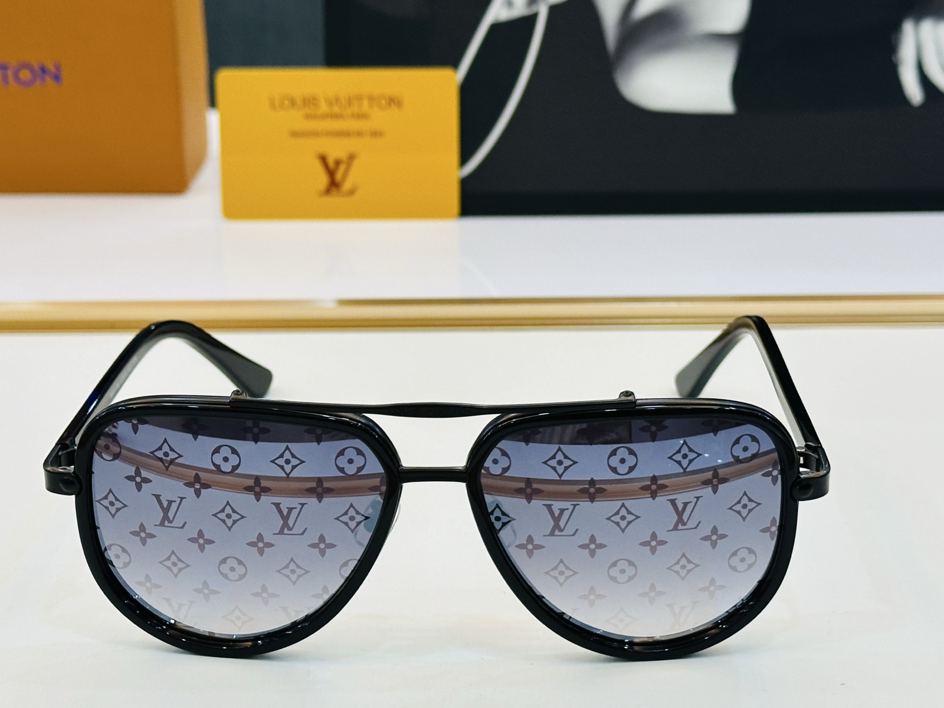 路易家 LOUIS *VUITON 原单高品质 Model Z2510U 高端货 Size：58口17-