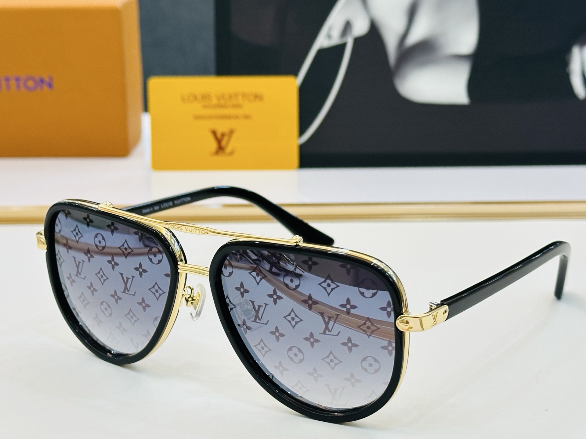 路易家 LOUIS *VUITON 原单高品质 Model Z2510U 高端货 Size：58口17-