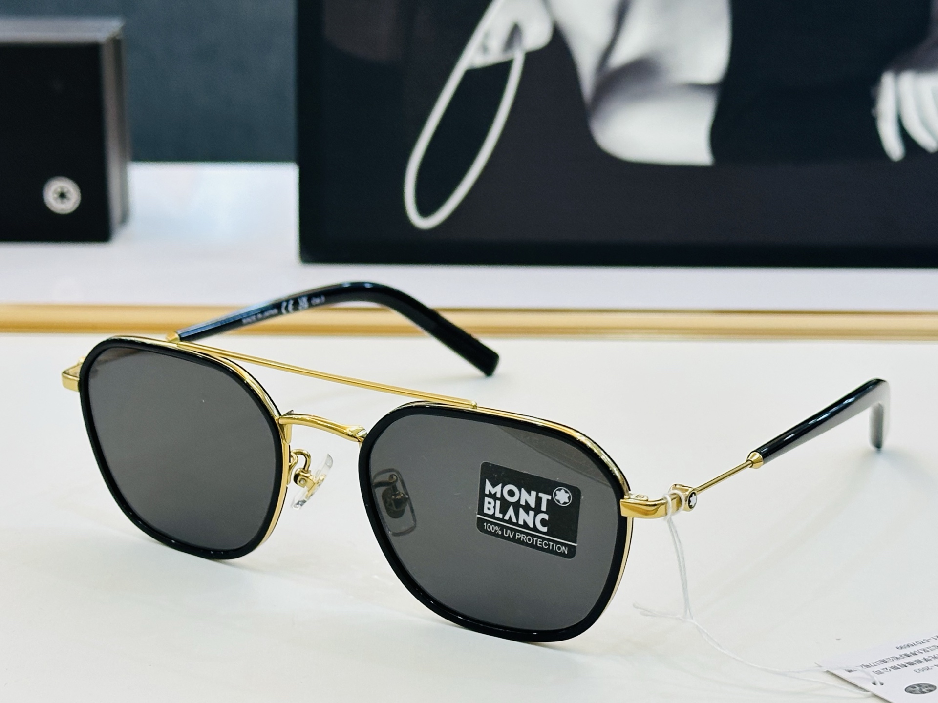 官网新品 MONTBLANC 万宝龙 MB0391 Size：51口21-145   做工精良 👍👍W 