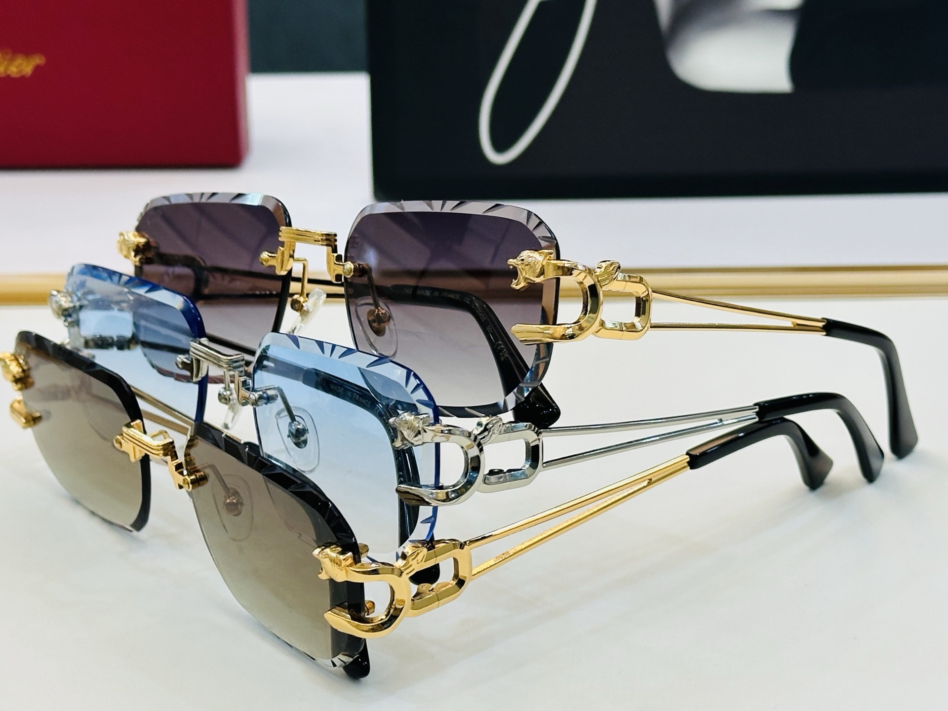 🆕 原版Cartie* 卡家 官网经典款 太阳镜 CT0540S Size：57口20-140  电镀工