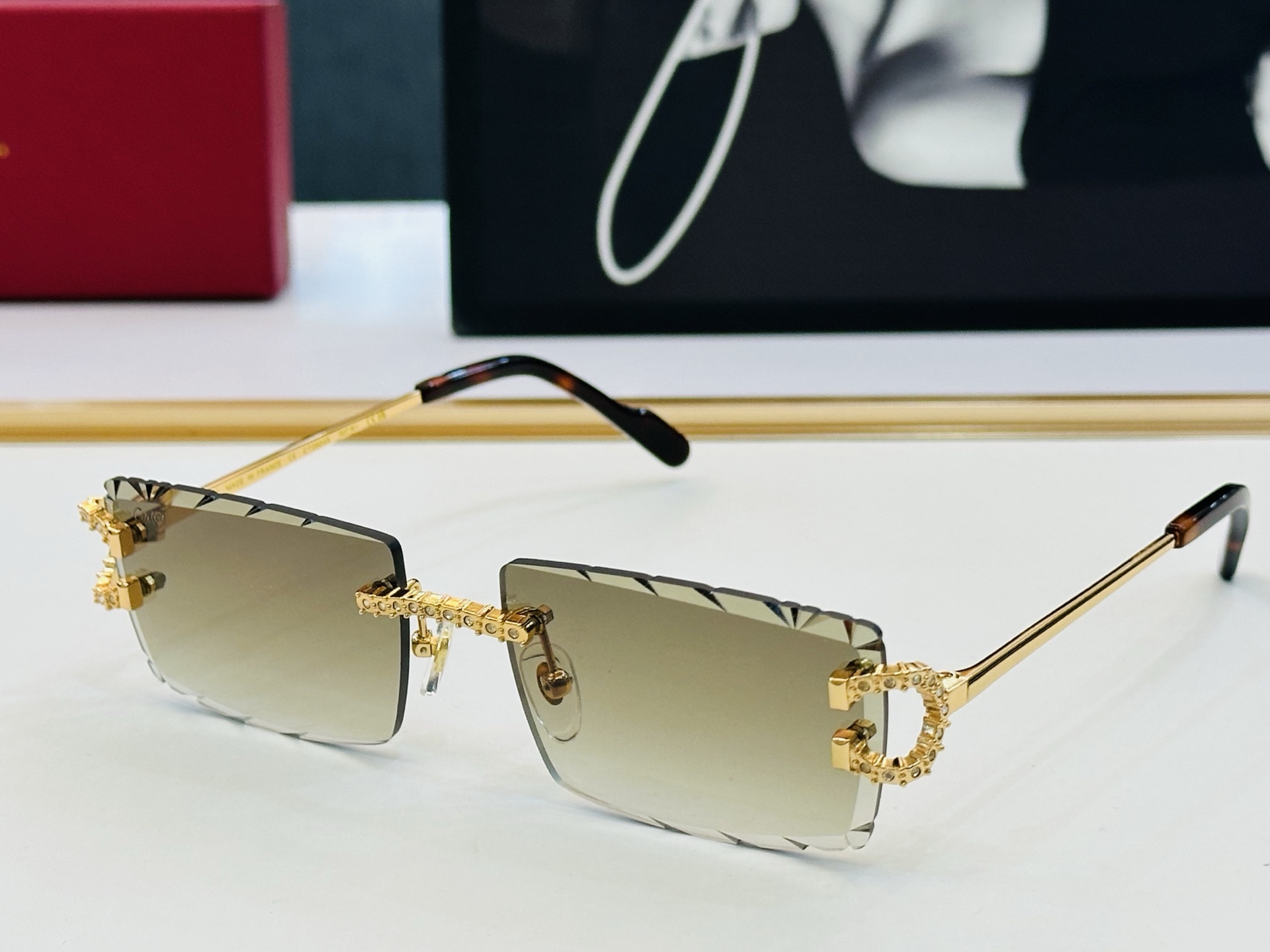🆕 原版Cartie* 卡家 官网经典款 太阳镜 CT0604S Size：57口18-140  电镀工
