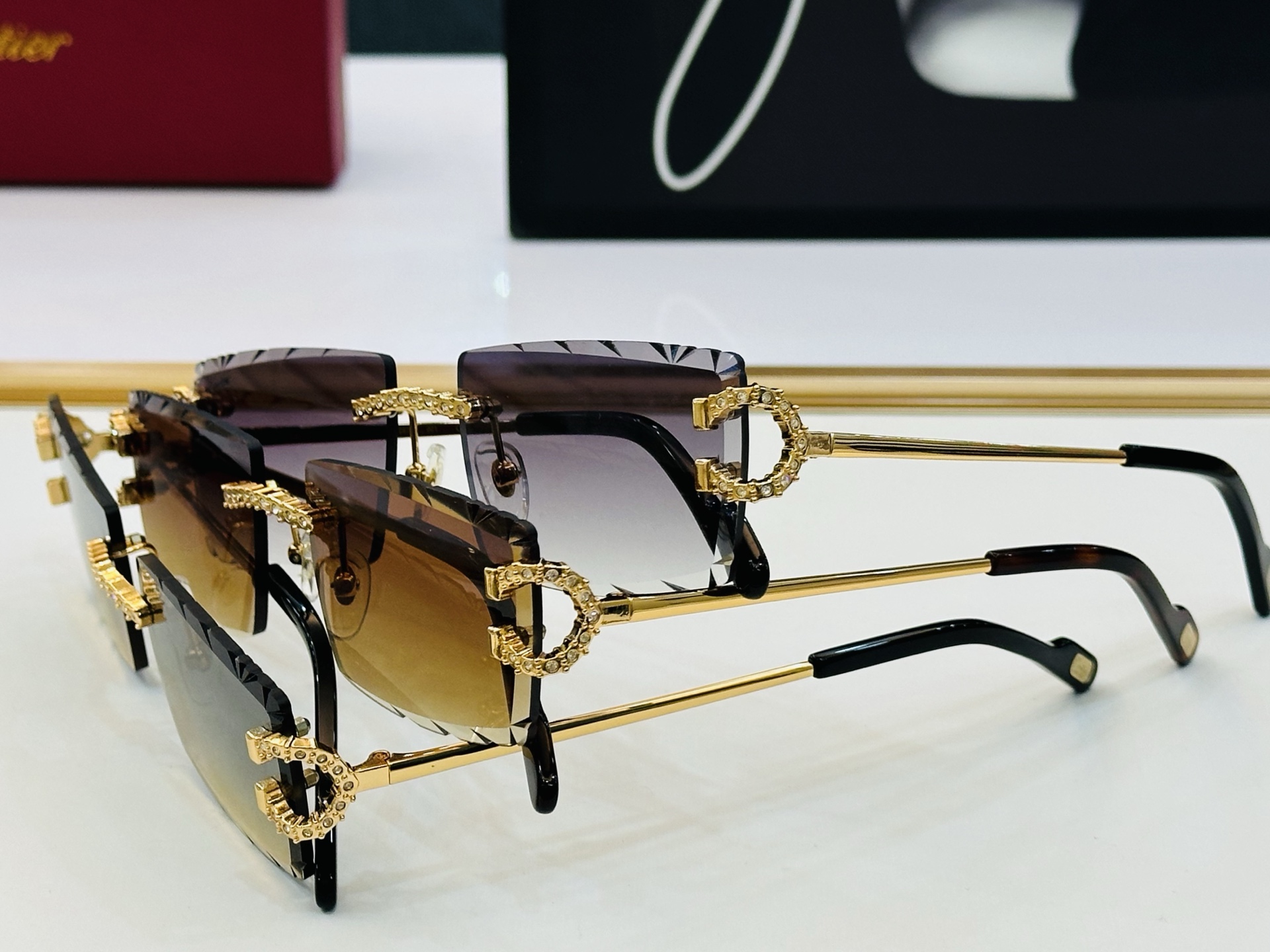 🆕 原版Cartie* 卡家 官网经典款 太阳镜 CT0604S Size：57口18-140  电镀工