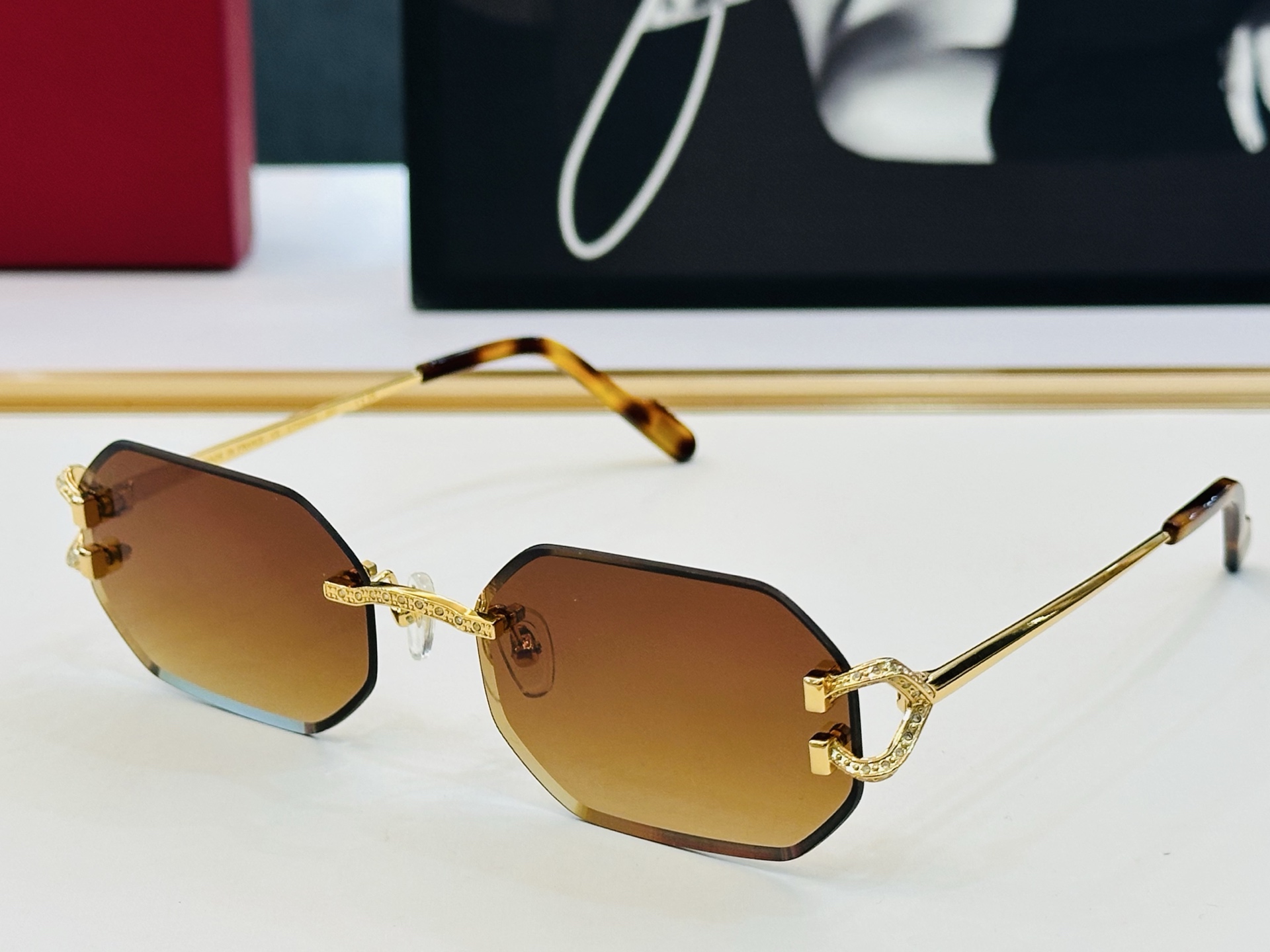 🆕 原版Cartie* 卡家 官网经典款 太阳镜 CT0589S Size：57口18-142  电镀工