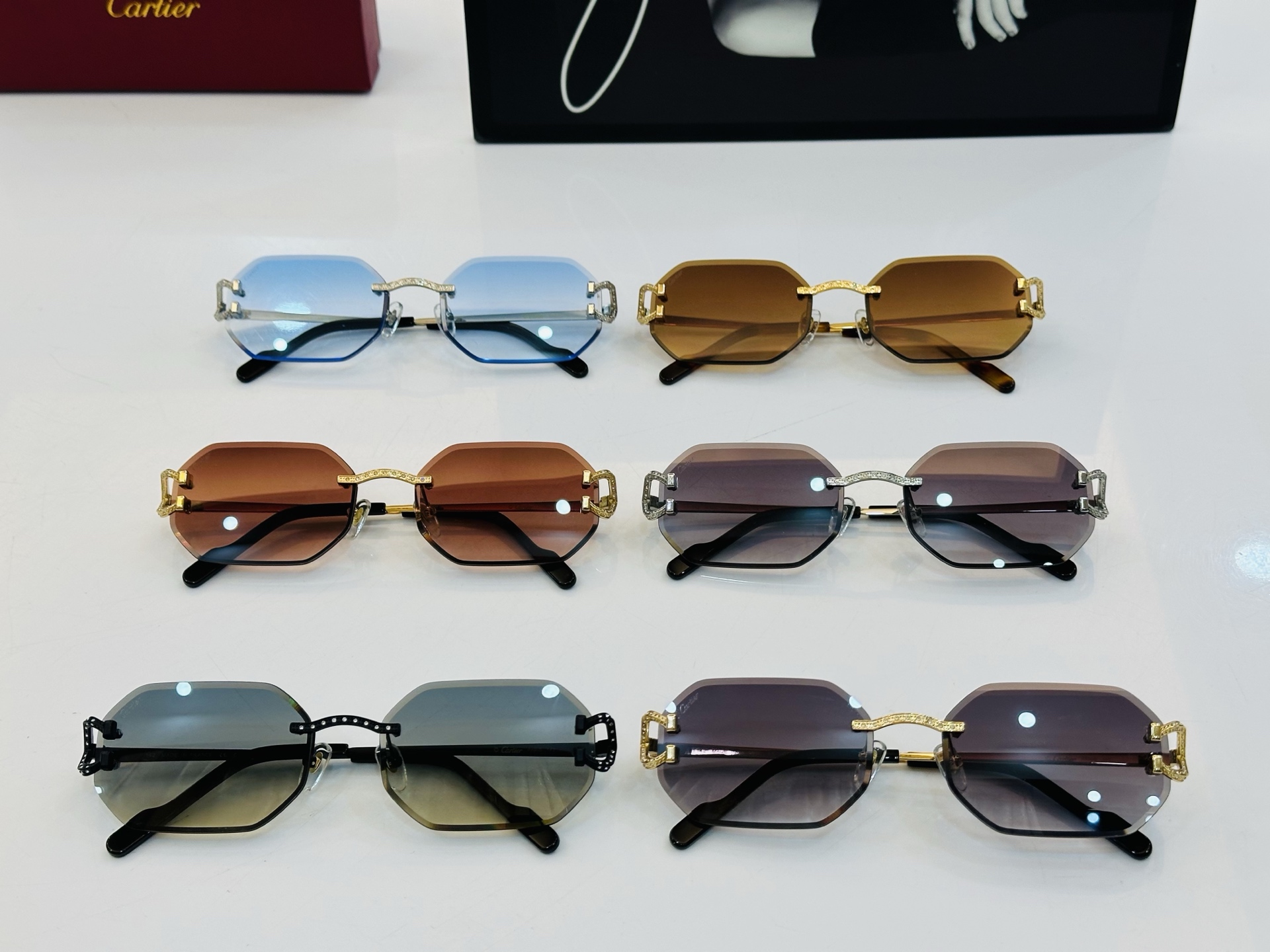 🆕 原版Cartie* 卡家 官网经典款 太阳镜 CT0589S Size：57口18-142  电镀工