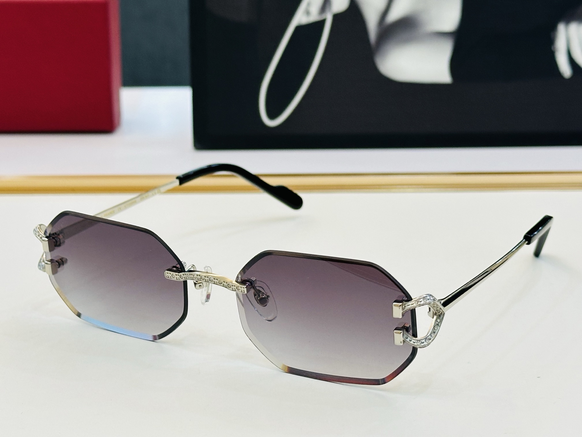 🆕 原版Cartie* 卡家 官网经典款 太阳镜 CT0589S Size：57口18-142  电镀工