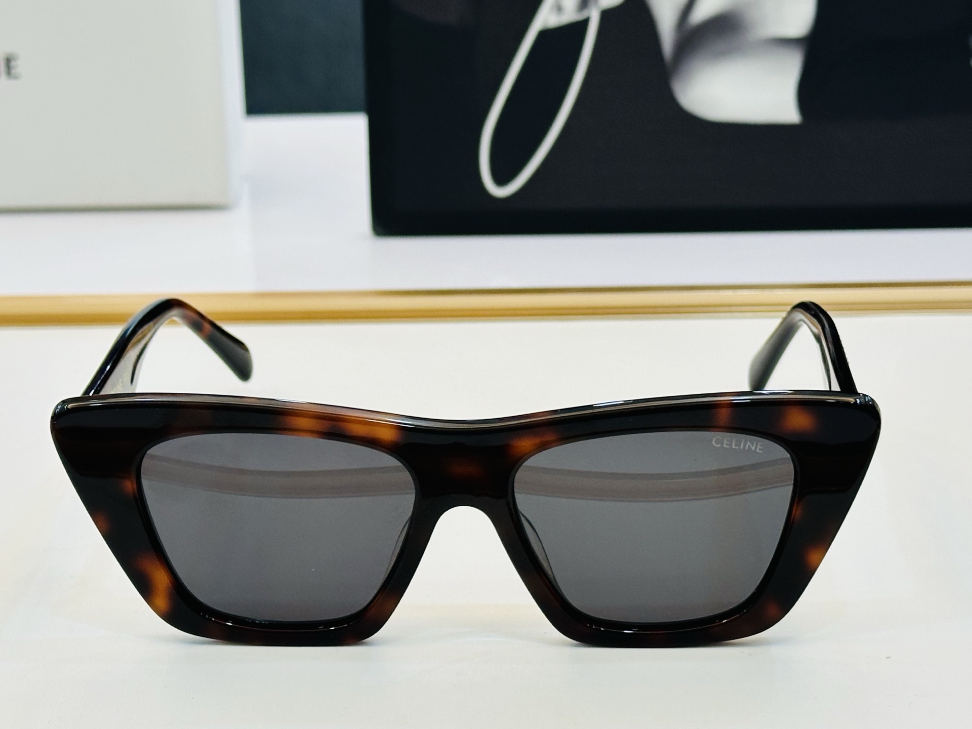 【CELINE】赛琳 CL40871S  Size：53口17-145    一直热销的款式 欧美风 b