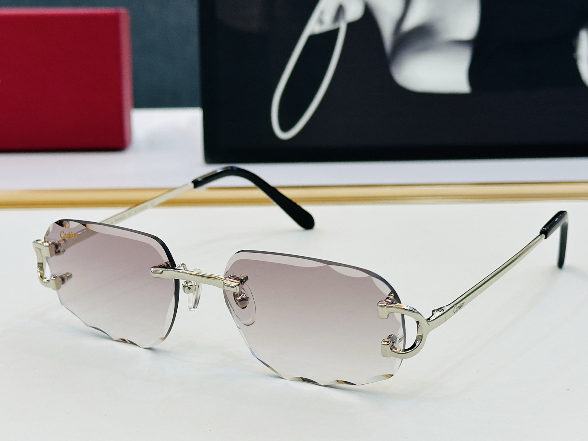 🆕 原版Cartie* 卡家 官网经典款 太阳镜 CT0092S  Size：57口17-140 电镀工