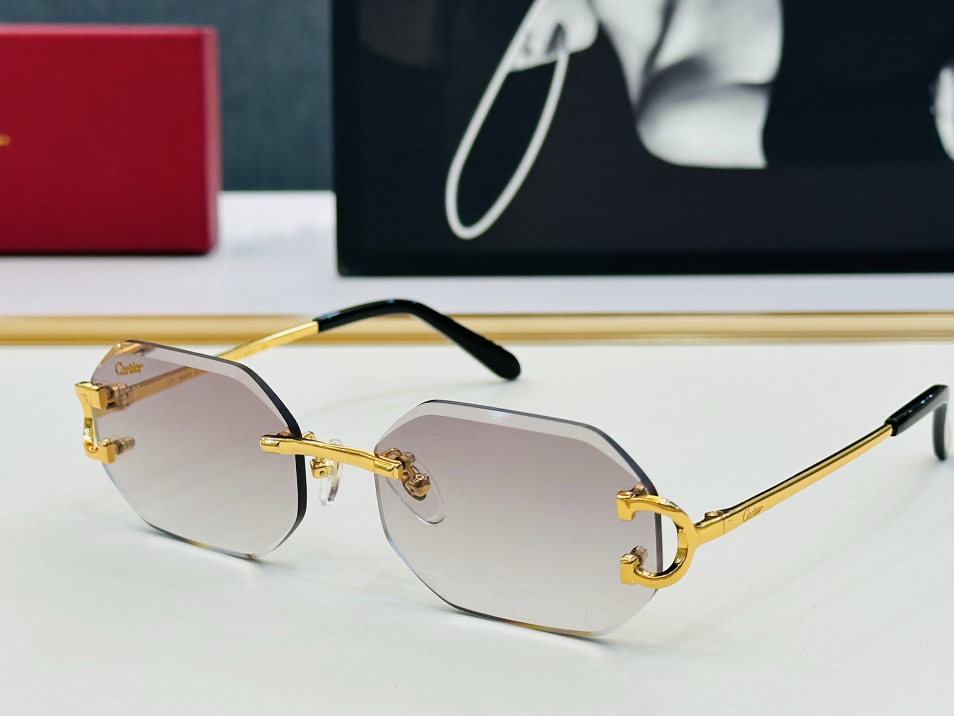 🆕 原版Cartie* 卡家 官网经典款 太阳镜 CT1628 Size：56口17-135  电镀工艺