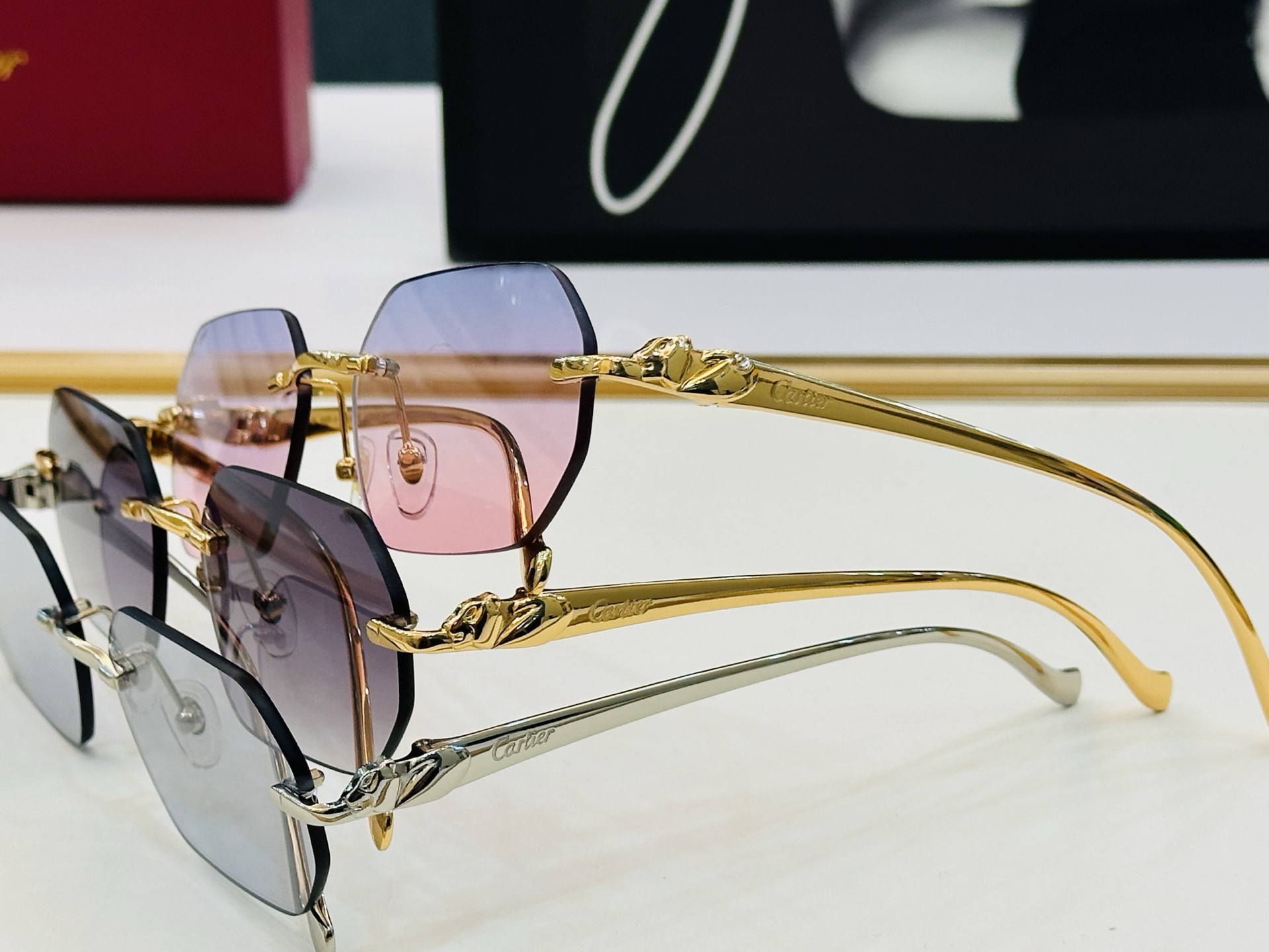 🆕 原版Cartie* 卡家 官网经典款 太阳镜 CT0058O Size：55口18-130 电镀工艺