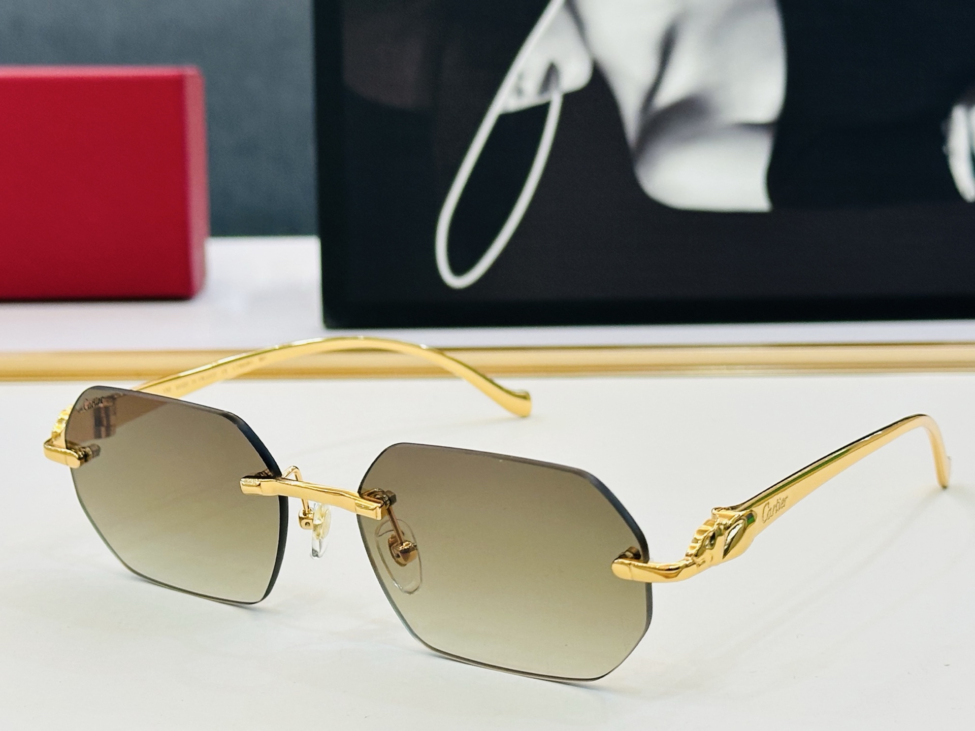 🆕 原版Cartie* 卡家 官网经典款 太阳镜 CT0058O Size：55口18-130 电镀工艺