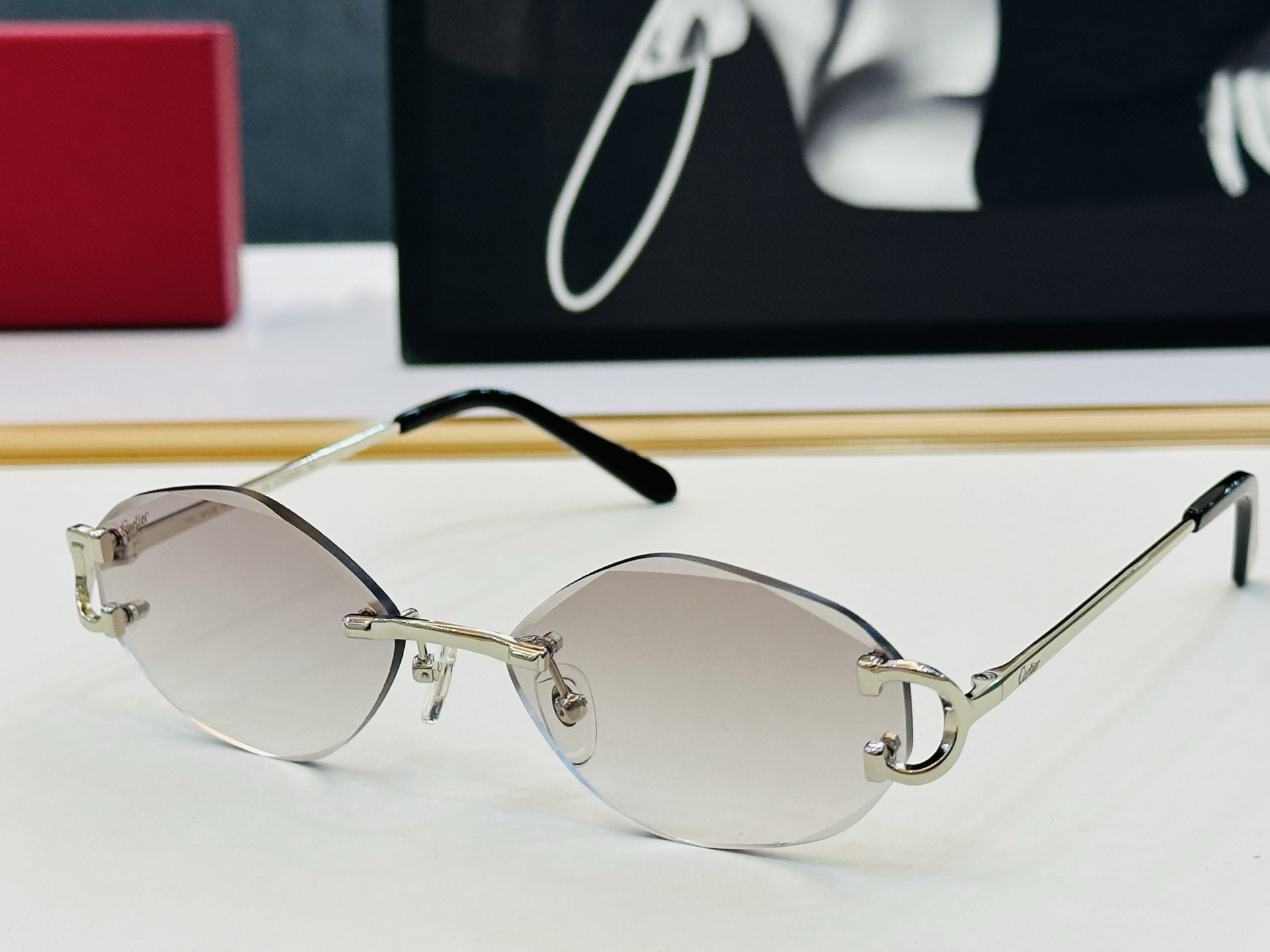 🆕 原版Cartie* 卡家 官网经典款 太阳镜 CT0092 Size：55口18-135  电镀工艺