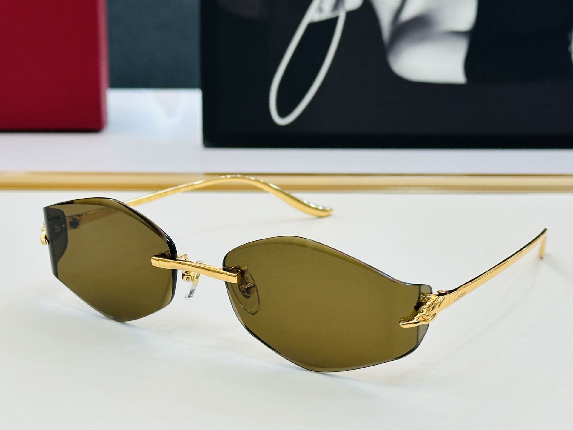 🆕 原版Cartie* 卡家 官网经典款 太阳镜 CT0684S Size：59口18-135 电镀工艺