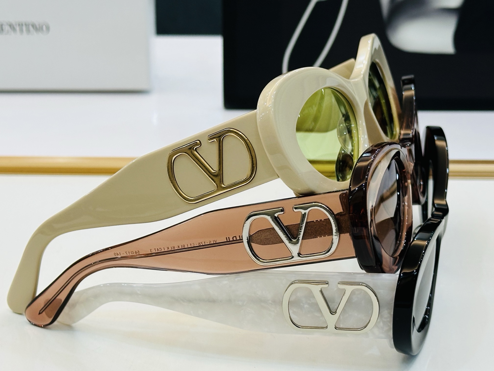 新款VALENYIN* 华伦天奴 VLS-178 Size：56口17-140 🔝🔝采用时下最流行片色😍