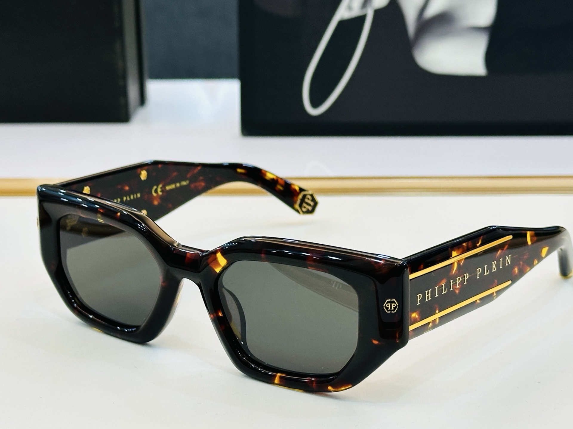 PHILIPP PLEIN SP  
SIZE51口21-135  
C🔝🔝