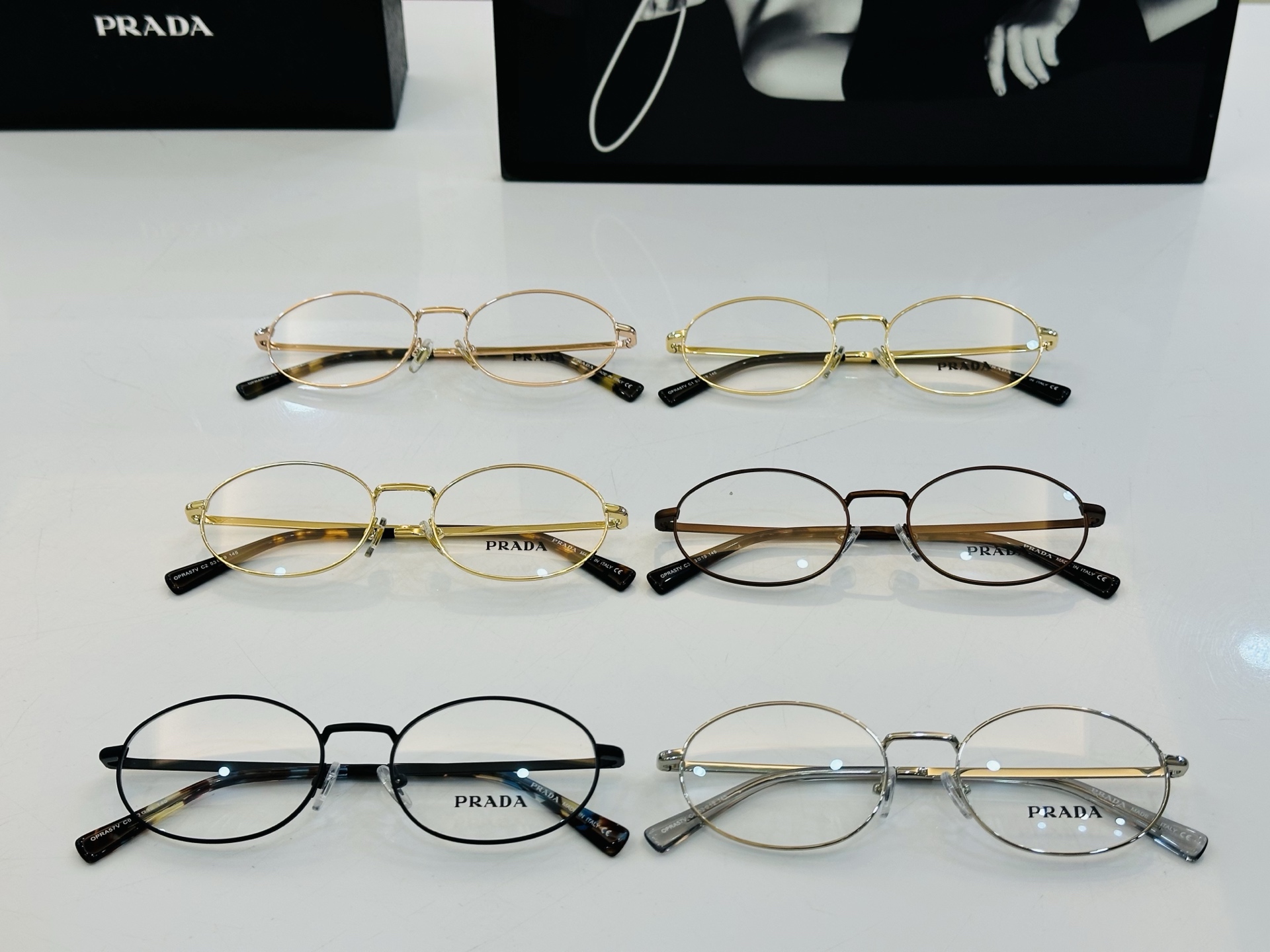 🔺PRAD*🔻普家 OPRA57 Size：53口19-145 眼镜系列堪称精湛制作 彰显独特个 Z最新