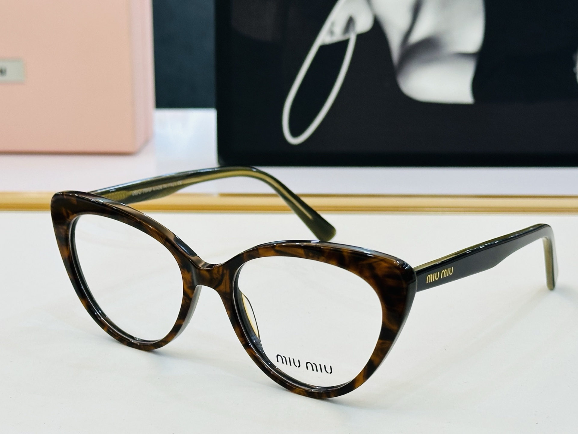 ❤️❤️🆕 谬家 MU8003 Size：52口22-145     玫瑰得意微笑 J独具品质 配光架 