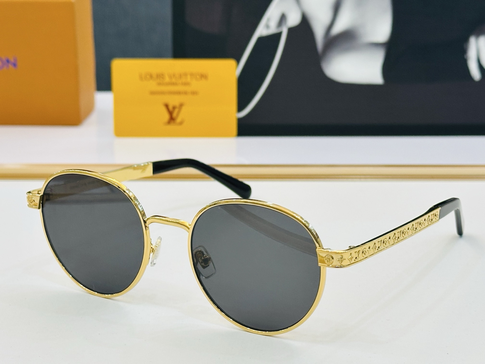 路易家 🎩Z2915U Size：53口21-145   充满活力的 展现独特个性🌟展现大气的你 qj高