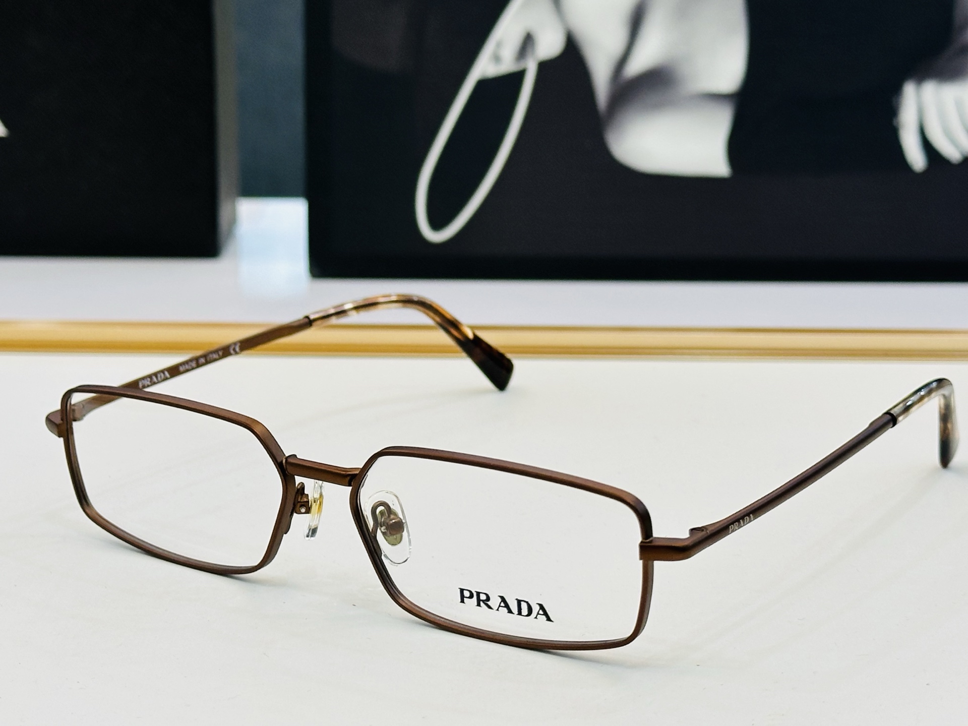 🔺PRAD*🔻普家 PRA60 Size：59口16-145 眼镜系列堪称精湛制作 彰显独特个 Z最新推