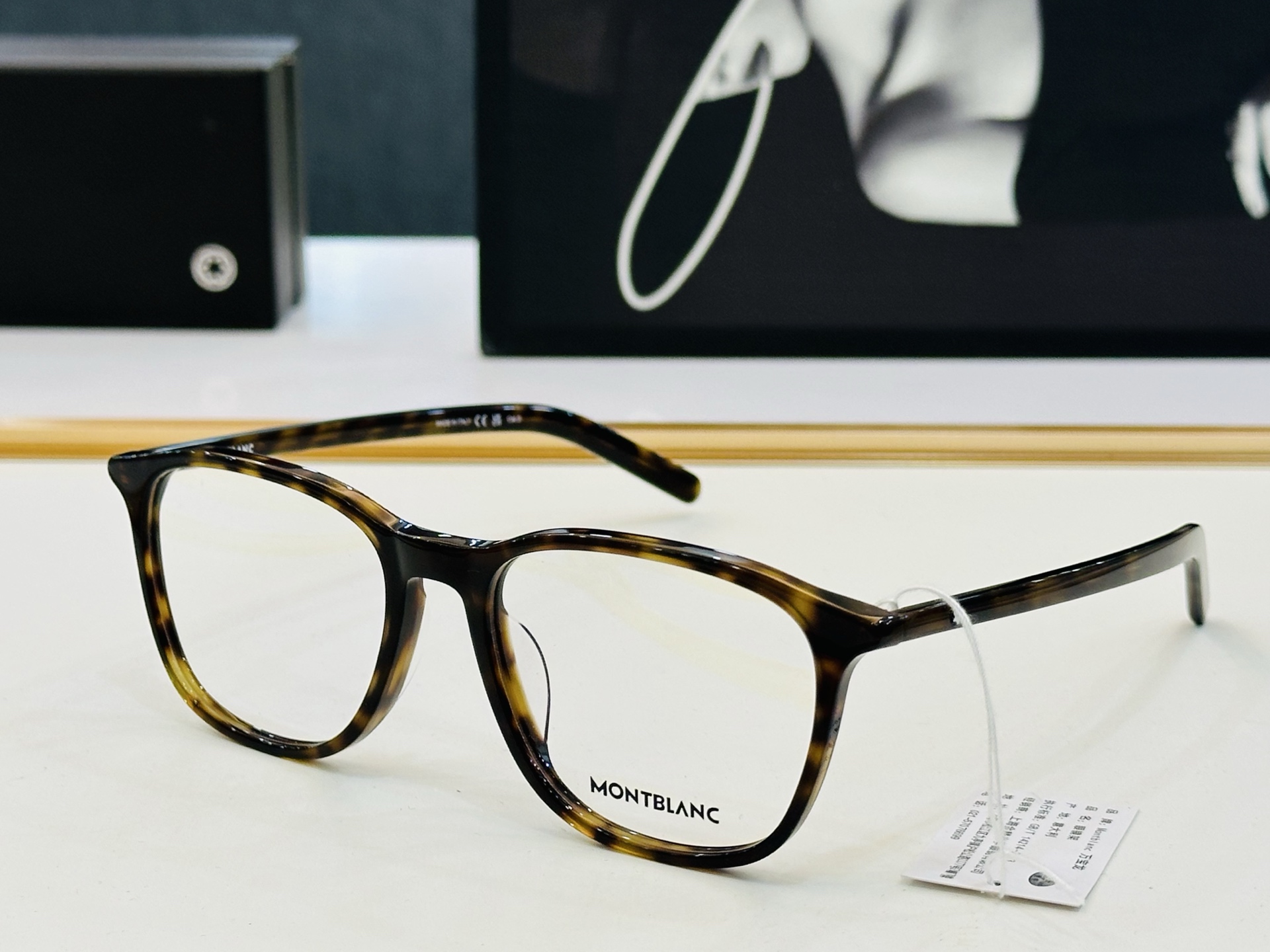 官网新品 MONTBLANC 万宝龙 MB0325S  Size：53口17-145   做工精良 👍👍
