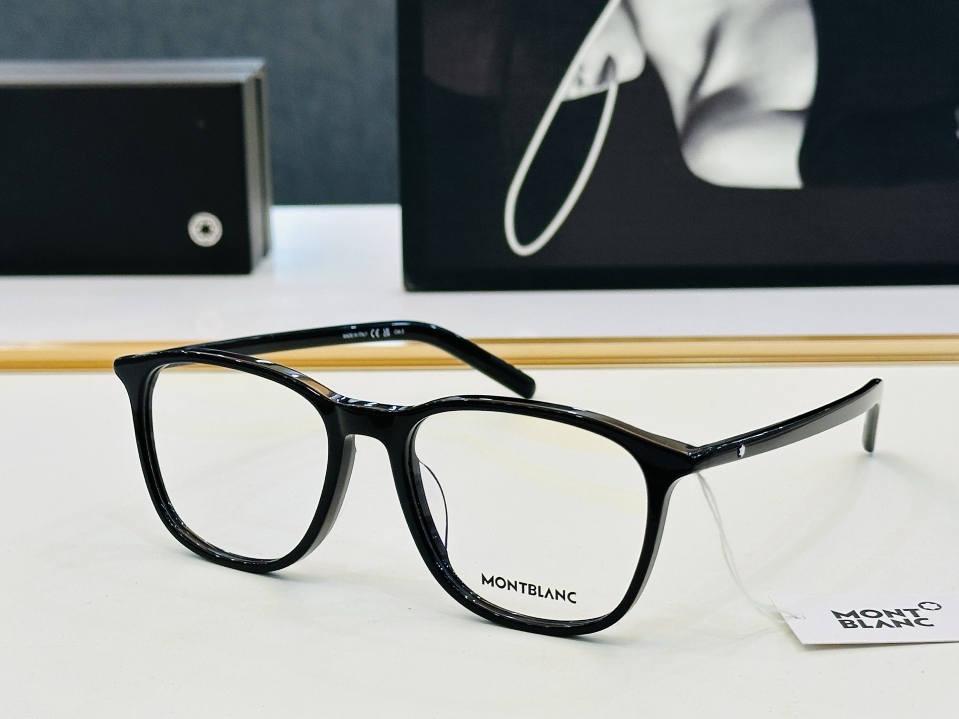 官网新品 MONTBLANC 万宝龙 MB0325S  Size：53口17-145   做工精良 👍👍