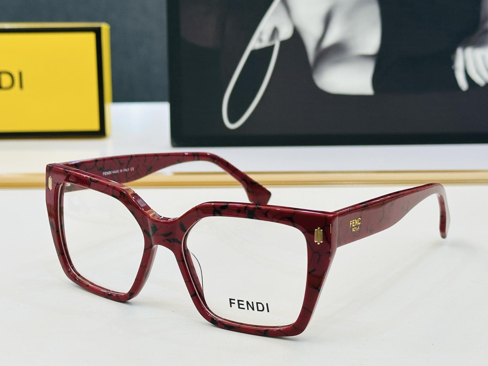 。新款FEND*   FE50085I Size：54口17-145 🎁芬家 😀👏时尚经典  H配光架 
