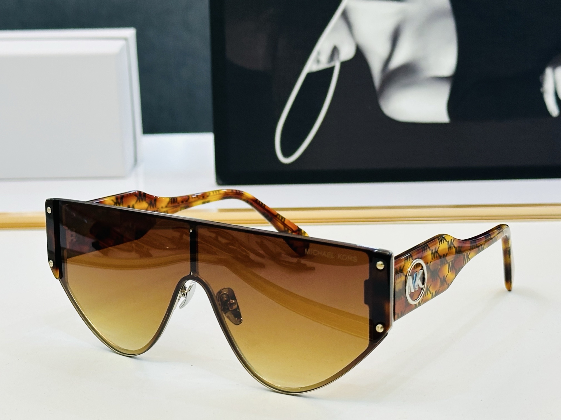 MICHAEL KORS MK1080 SIZE：145口0-145   官网款太阳镜 J太阳镜 