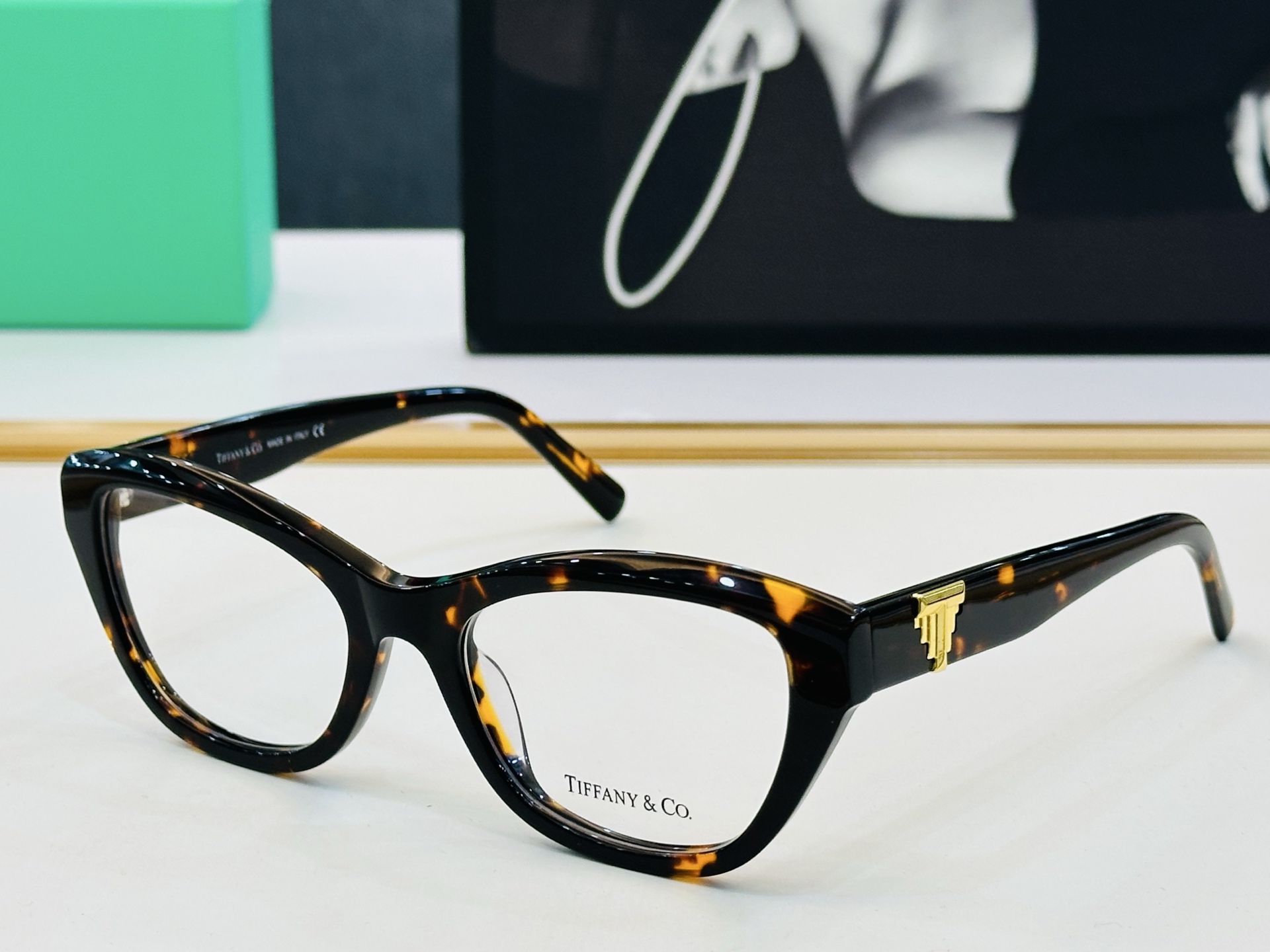 蒂芙家 Tiffany & CO. TF2268U   Size：53口18-145 时尚太阳镜架 👍Z