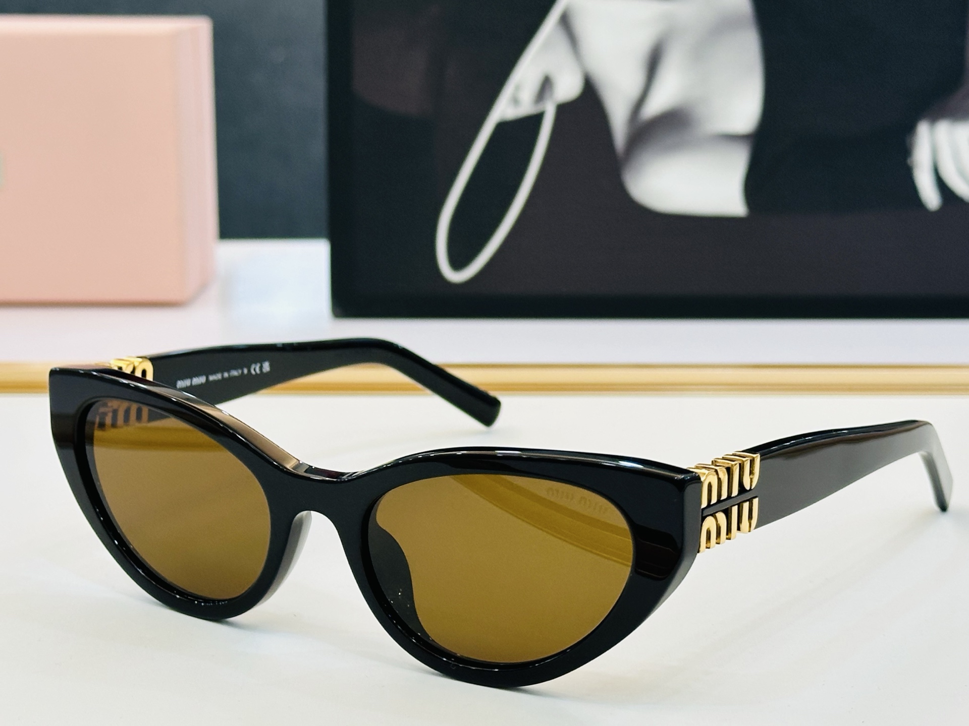Miu Miu SMUA04SF Cat Eye Sunglasses, Stylish Black Frame, UV Protection 3 i1749123000256 2326 0 1