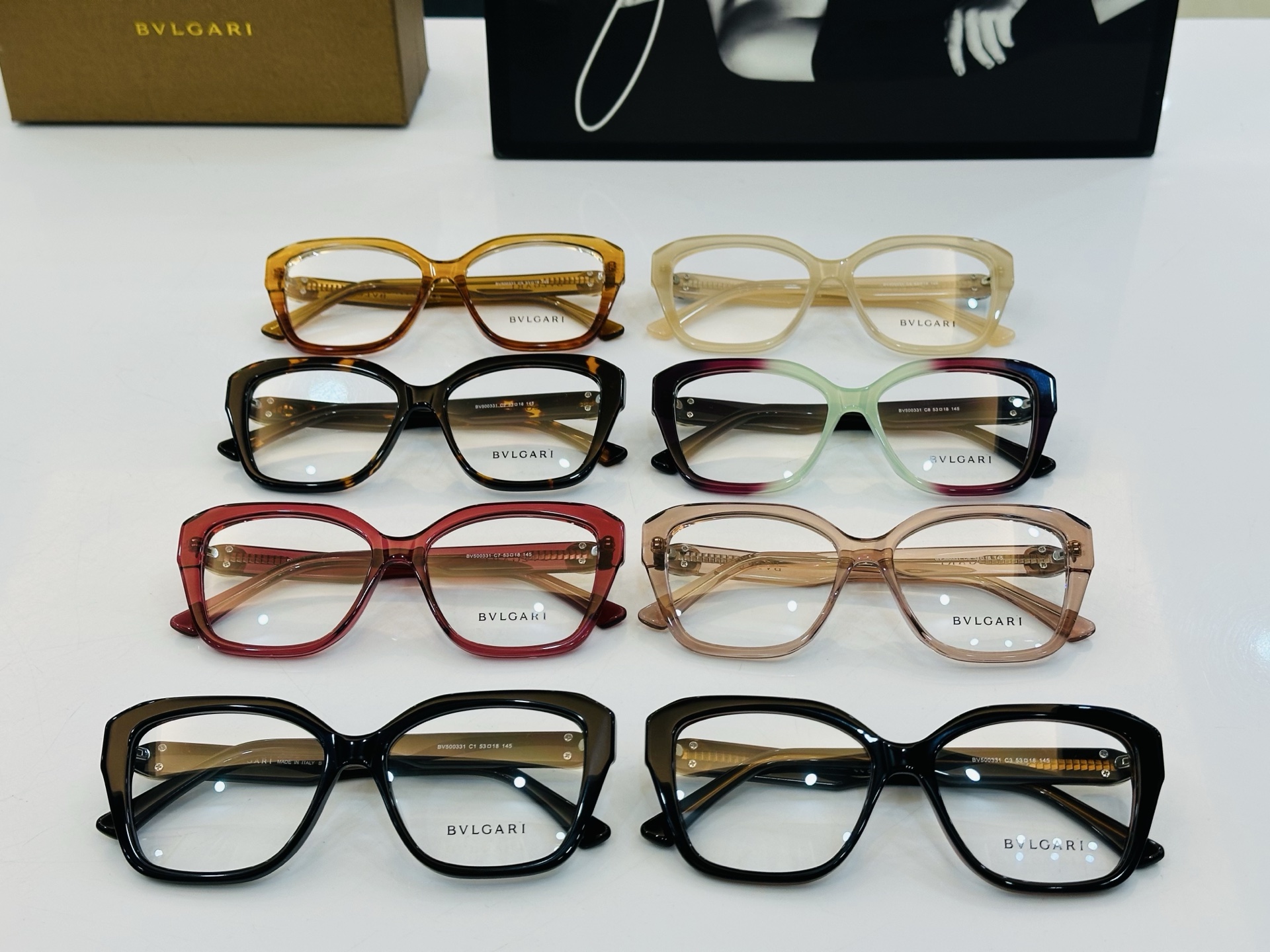 🆕款 官网同售 宝格家 BV    👍 Size ：53口18-145 绝对要买😎品质非常完美 Z出街必