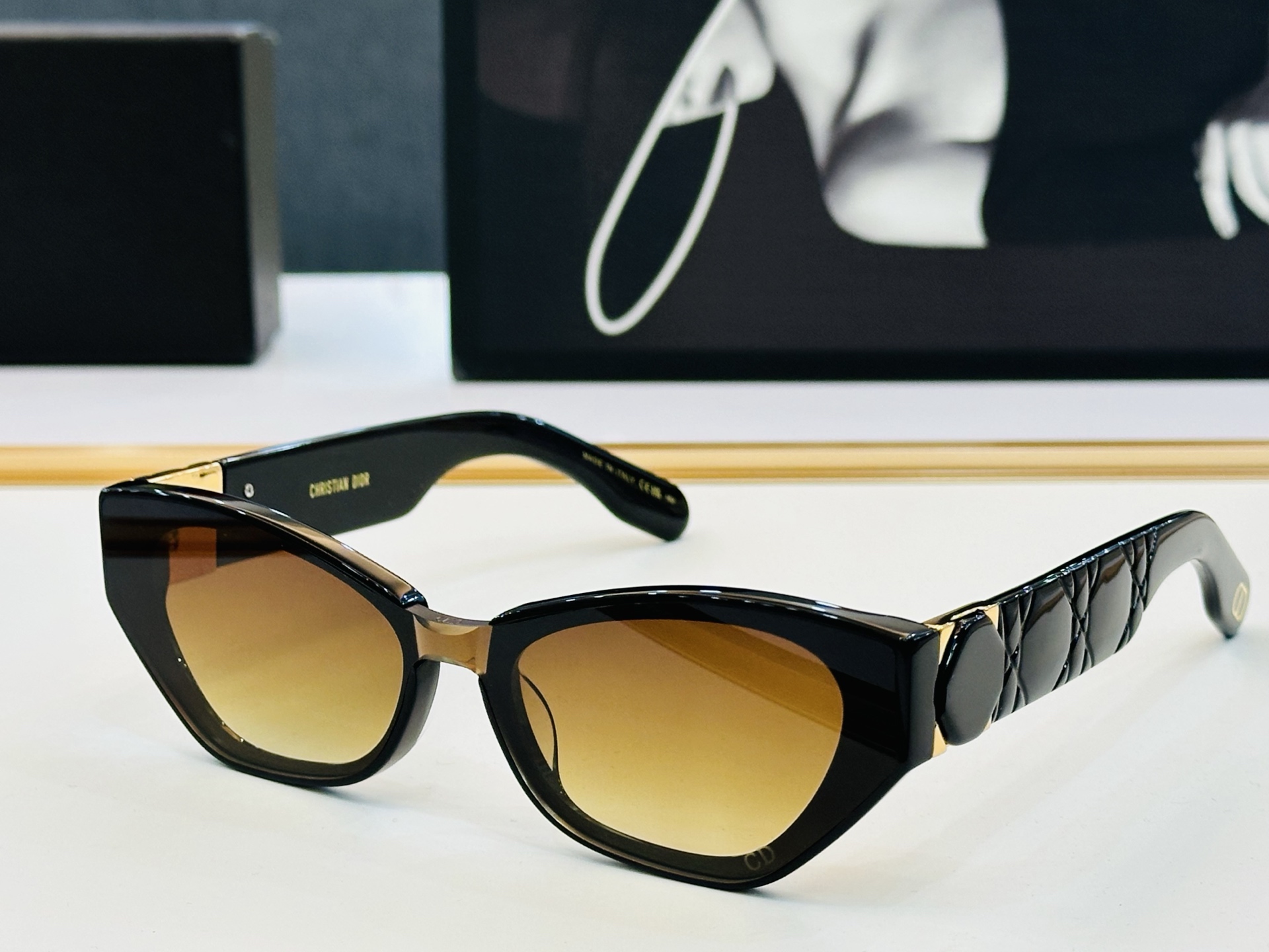 🔻🔻🔻DIO* 迪家 DSGTA37UCR Size：54口18-145 春夏款墨镜 😎🔆 XL搭配镜腿