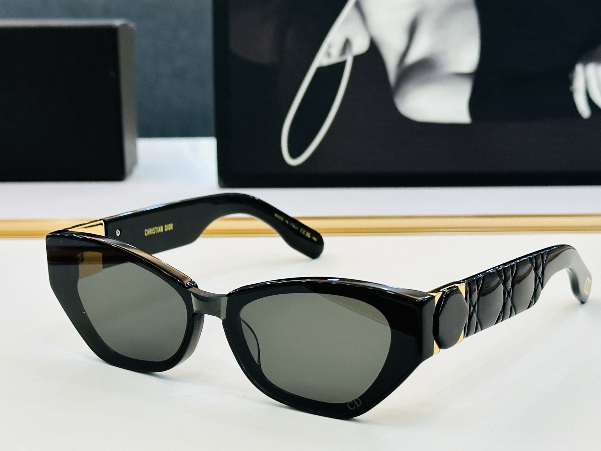 🔻🔻🔻DIO* 迪家 DSGTA37UCR Size：54口18-145 春夏款墨镜 😎🔆 XL搭配镜腿