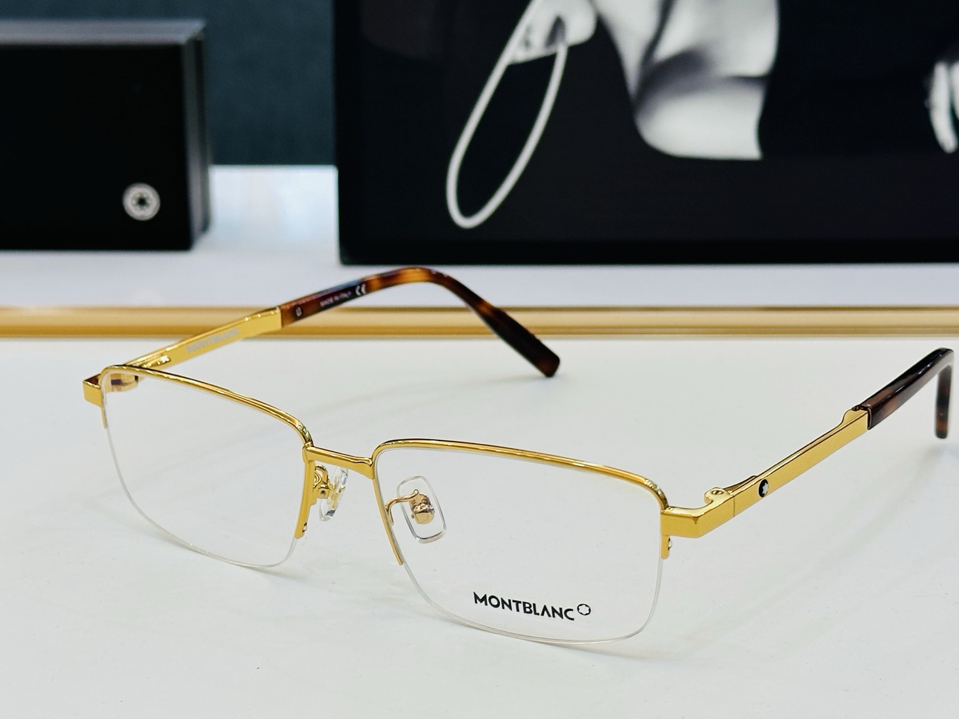 官网新品 MONTBLANC 万宝龙 MB0020O Size：58口17-150 做工精良 👍👍L完美