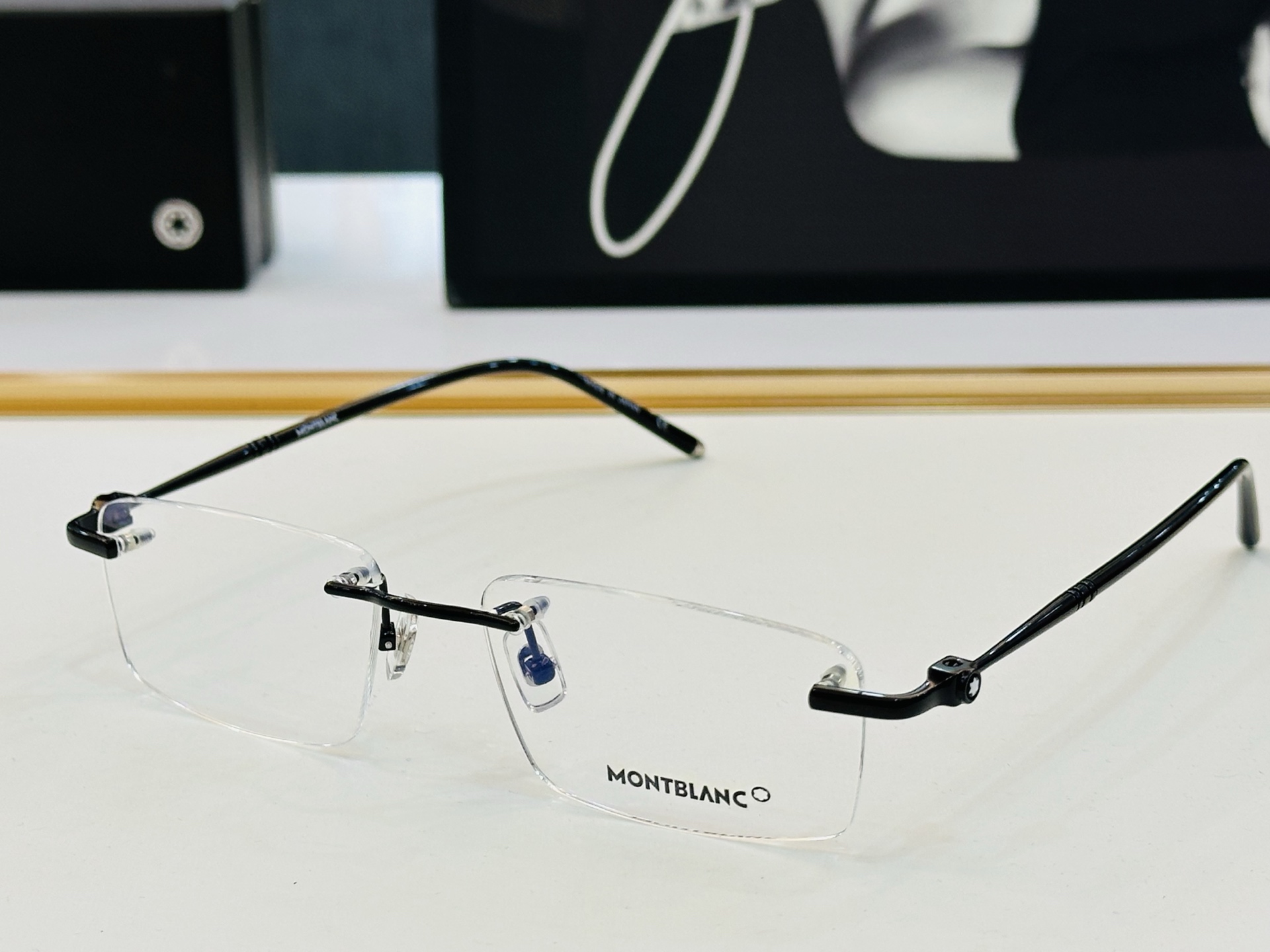 官网新品 MONTBLANC 万宝龙 MB03324  Size：55口17-145  做工精良 👍👍L