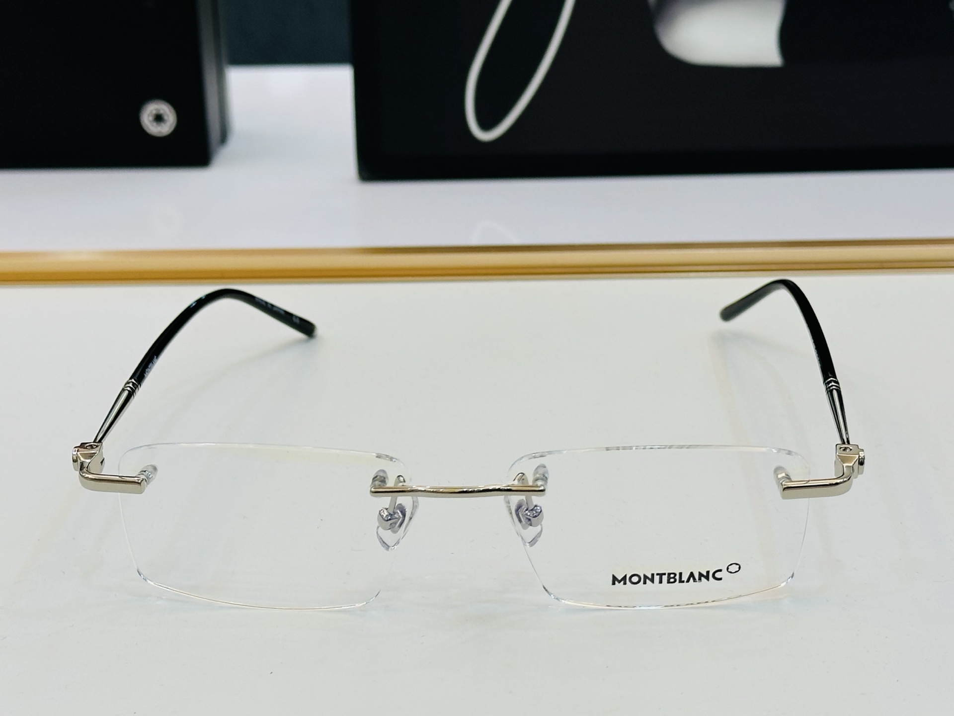 官网新品 MONTBLANC 万宝龙 MB03324  Size：55口17-145  做工精良 👍👍L