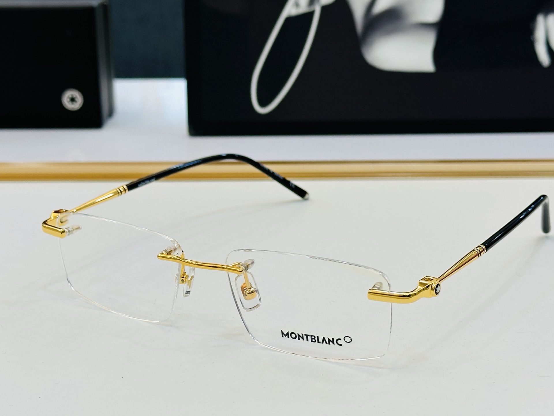官网新品 MONTBLANC 万宝龙 MB03324  Size：55口17-145  做工精良 👍👍L