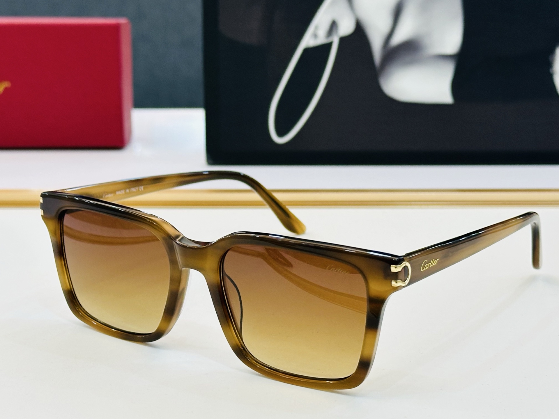 Cartier-卡家 ✨CT0456O Size：54口19-145 不挑脸型 简约大气 时尚休闲 👌👃