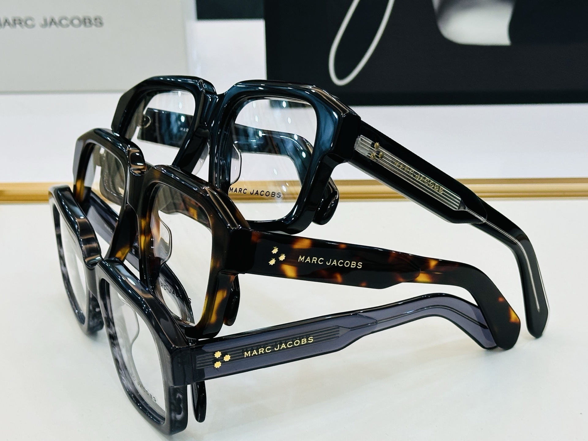Marc jacobs 马杰家 MARC878   Size：54口20-145 采用今年流行的板材 Z
