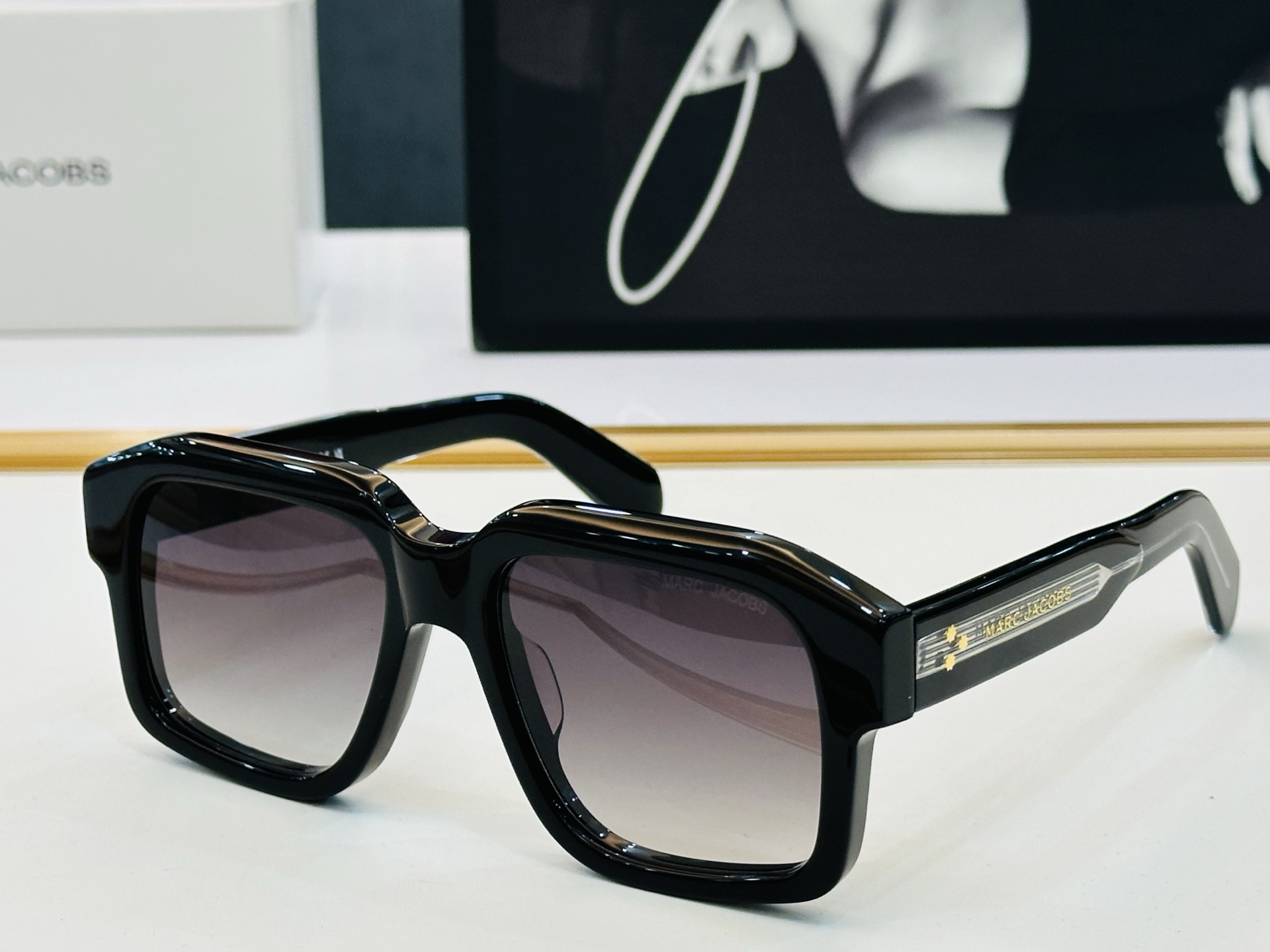 Marc jacobs 马杰家 MARC878   Size：54口20-145 采用今年流行的板材 Z