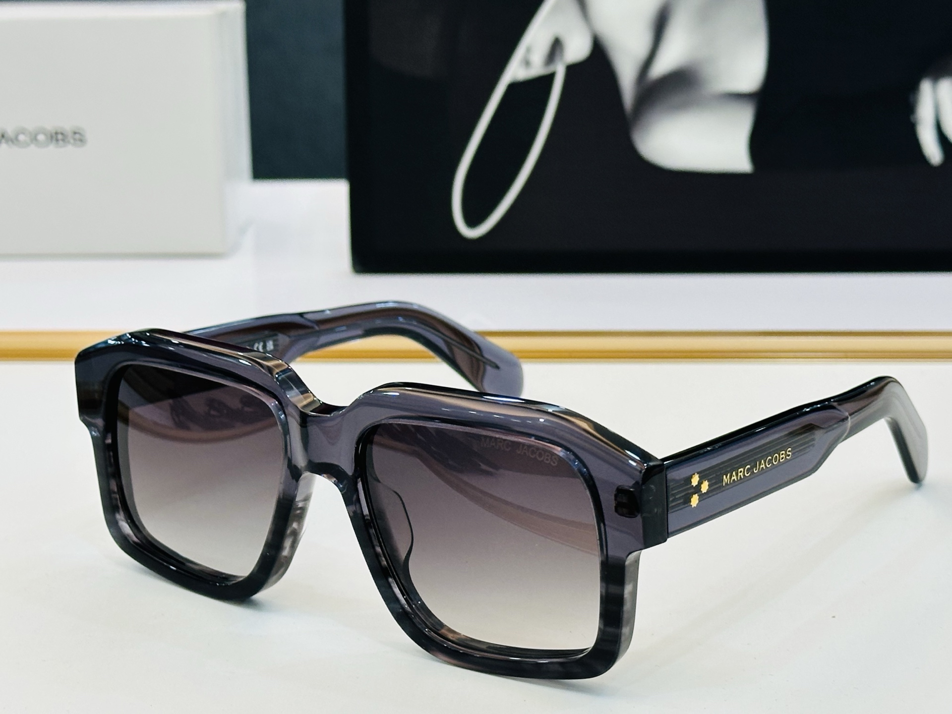 Marc jacobs 马杰家 MARC878   Size：54口20-145 采用今年流行的板材 Z