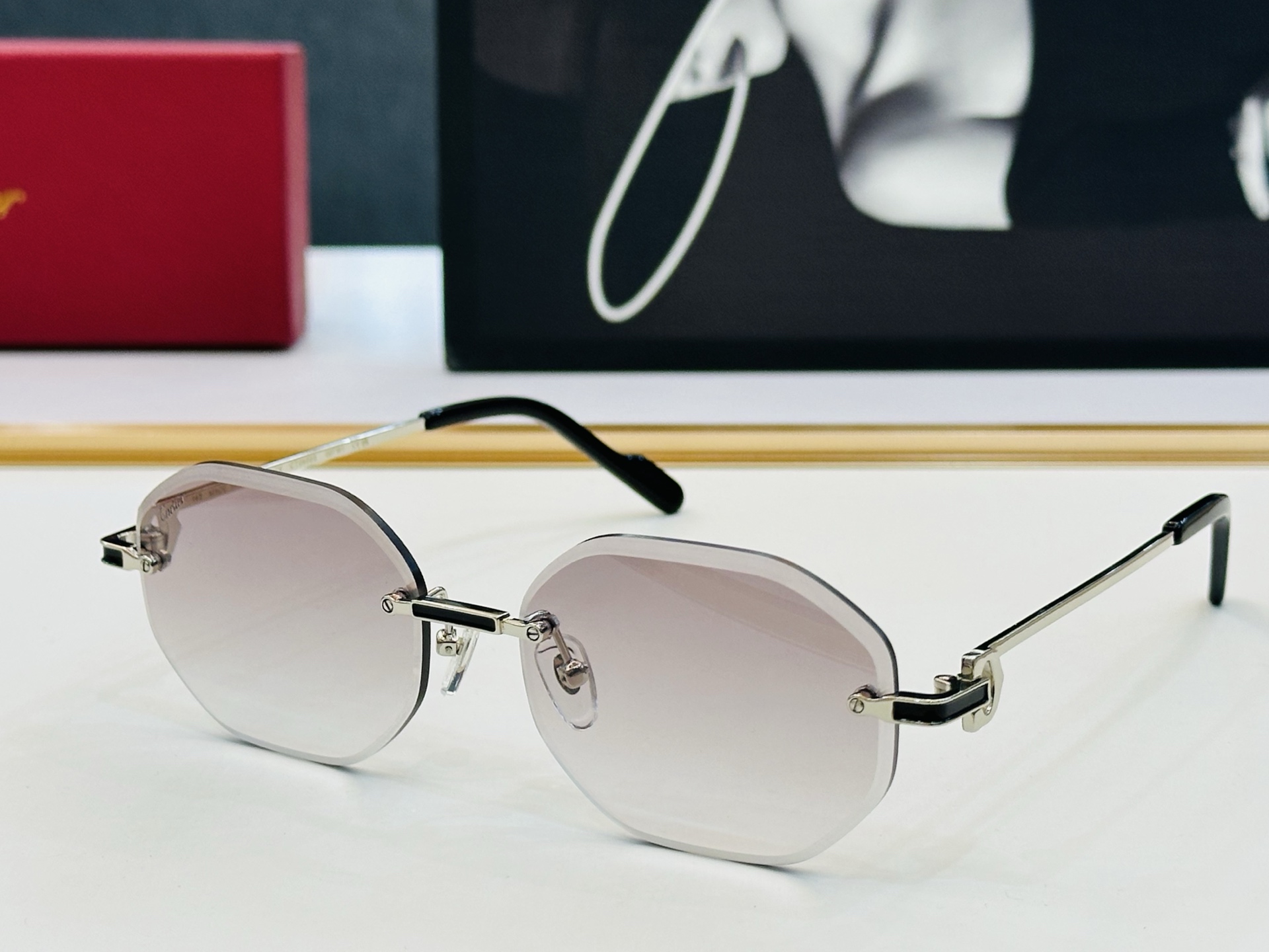 Cartier-卡家 ✨CT0658S Size：56口17-143  时尚休闲 👌👃X太阳镜 