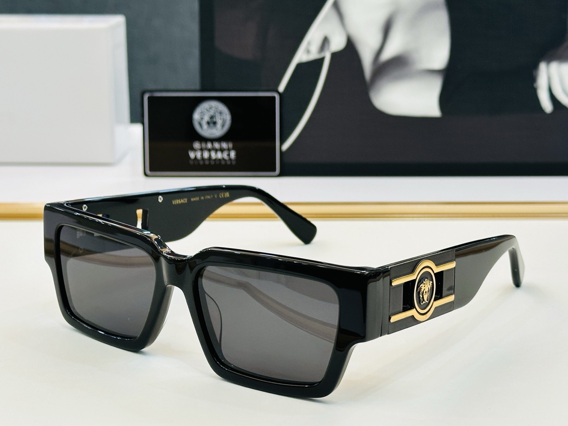 🎉🎉范思家 VERSACE✨VE4459 
 Size：56口17-140 ✨C有范 