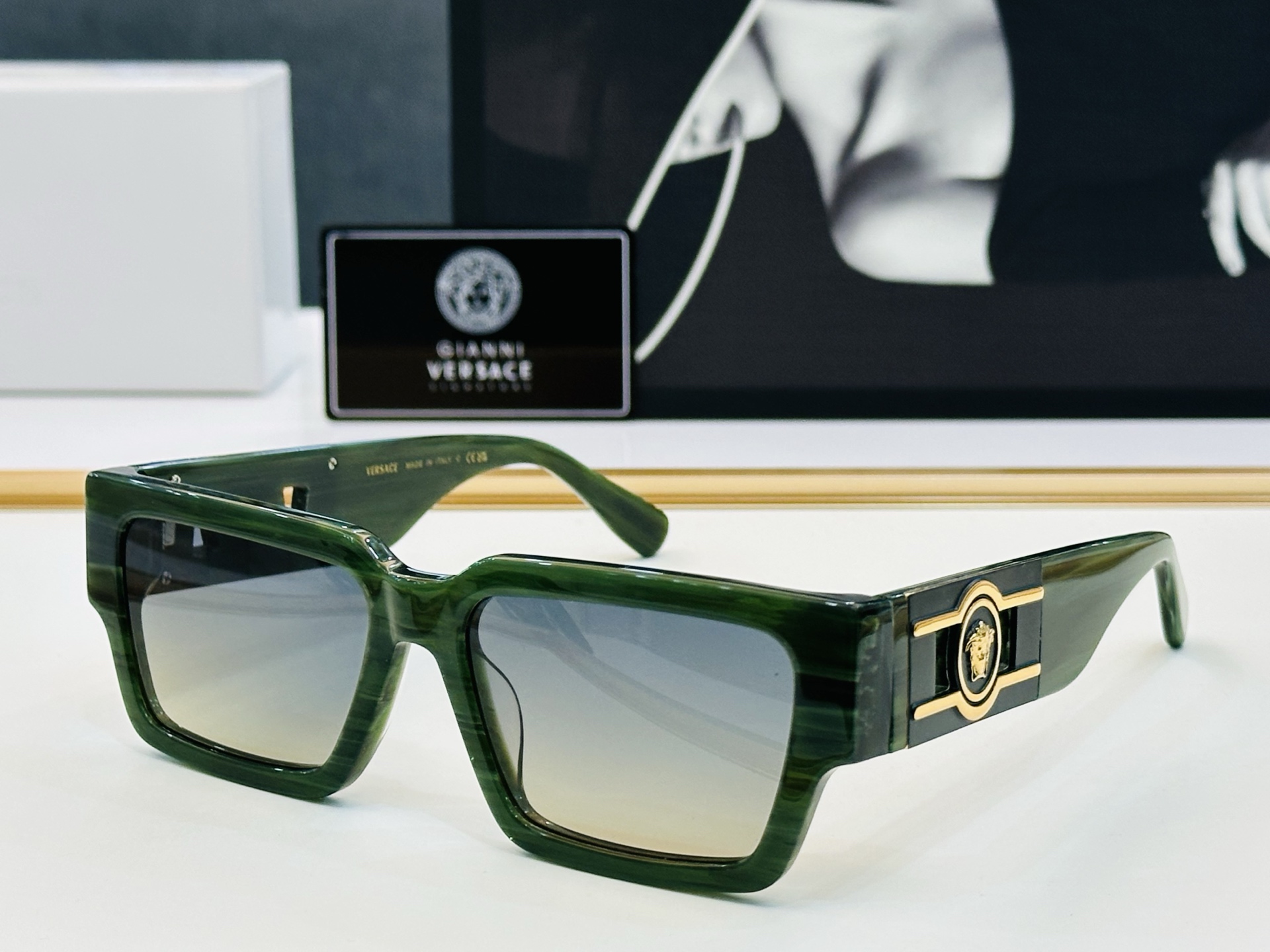🎉🎉范思家 VERSACE✨VE4459 
 Size：56口17-140 ✨C有范 