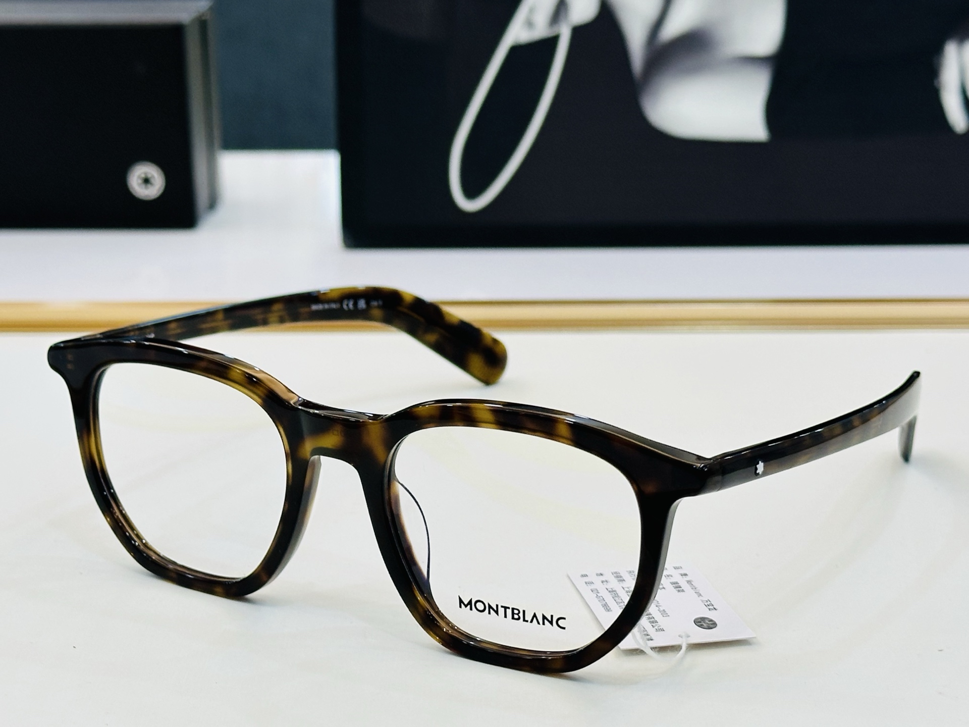 官网新品 MONTBLANC 万宝龙 MB0352S   Size：50口19-145   做工精良 👍